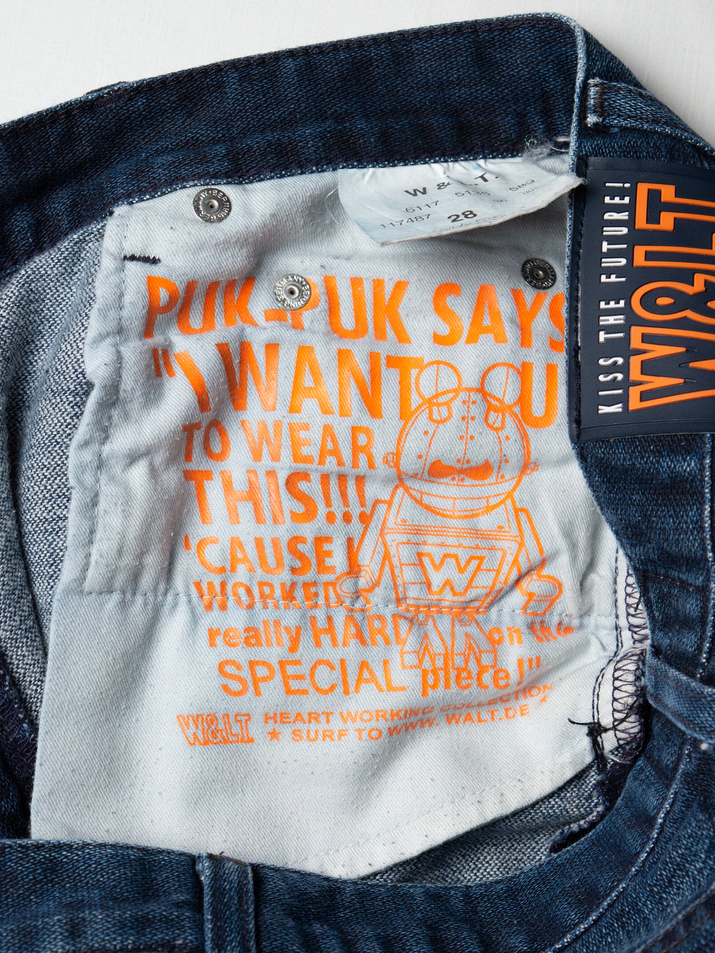 Wild & Lethal Trash - (vintage) - "I love Walter" low waist bootcut jeans - size 28