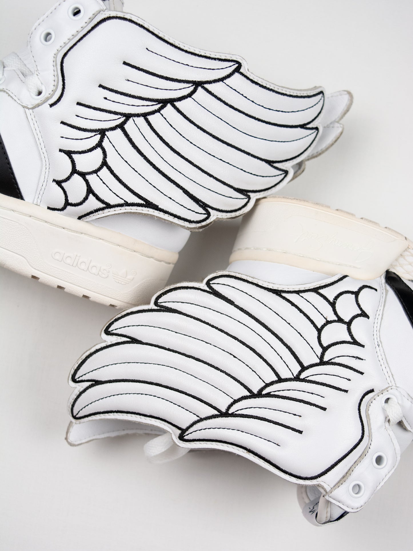 adidas Originals by Jeremy Scott - A/W 2010 - JS Wings 2.0 "OG" - size 42 2/3