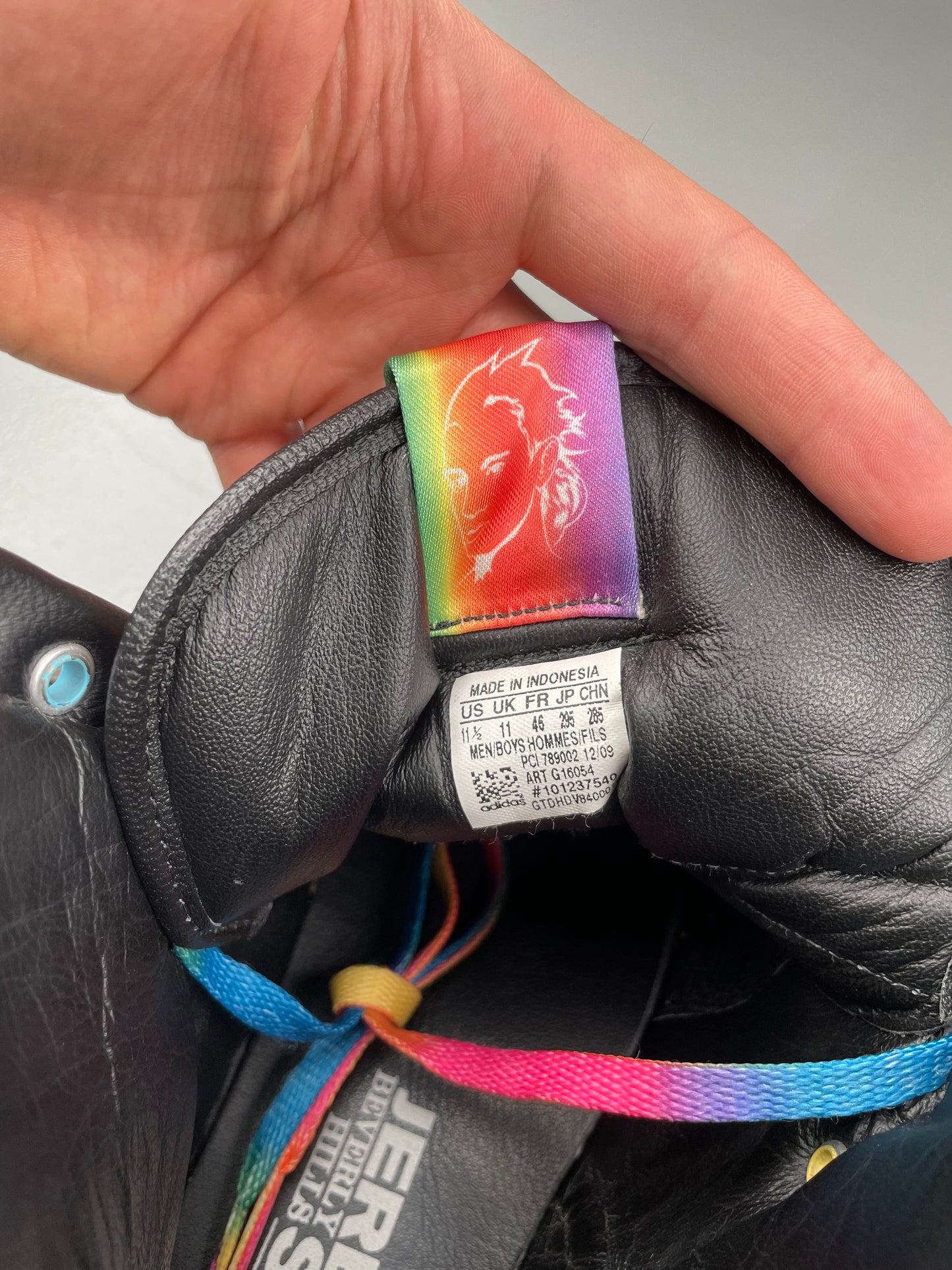 adidas X Jeremy Scott S/S 2010 JS Wings 1.0 'Rainbow' - size 46