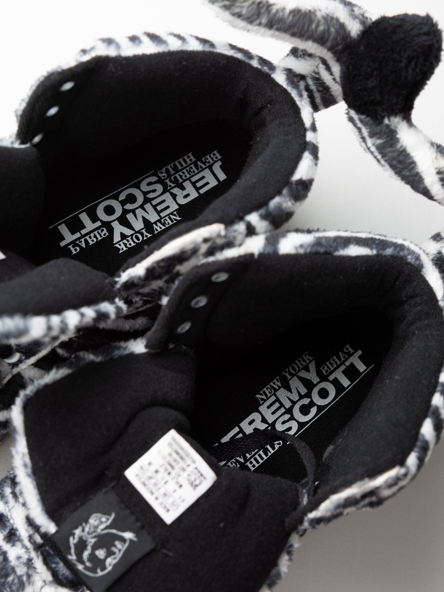 adidas Originals by Jeremy Scott - A/W 2013 - JS Zebra - size 39 1/3