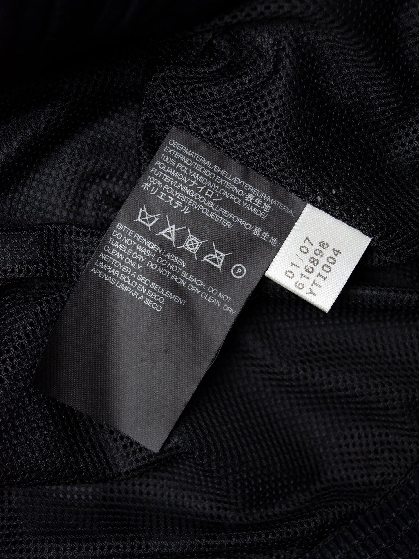 Y-3 - S/S 2007 - nylon windbreaker with packable hood (black) - men's size S