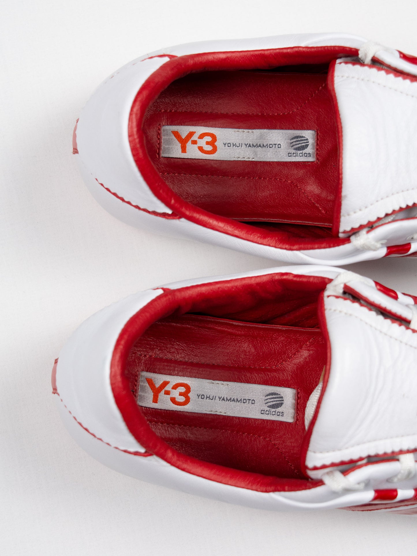 Y-3 - S/S 2003 - Field (white/red) - size 41 1/3