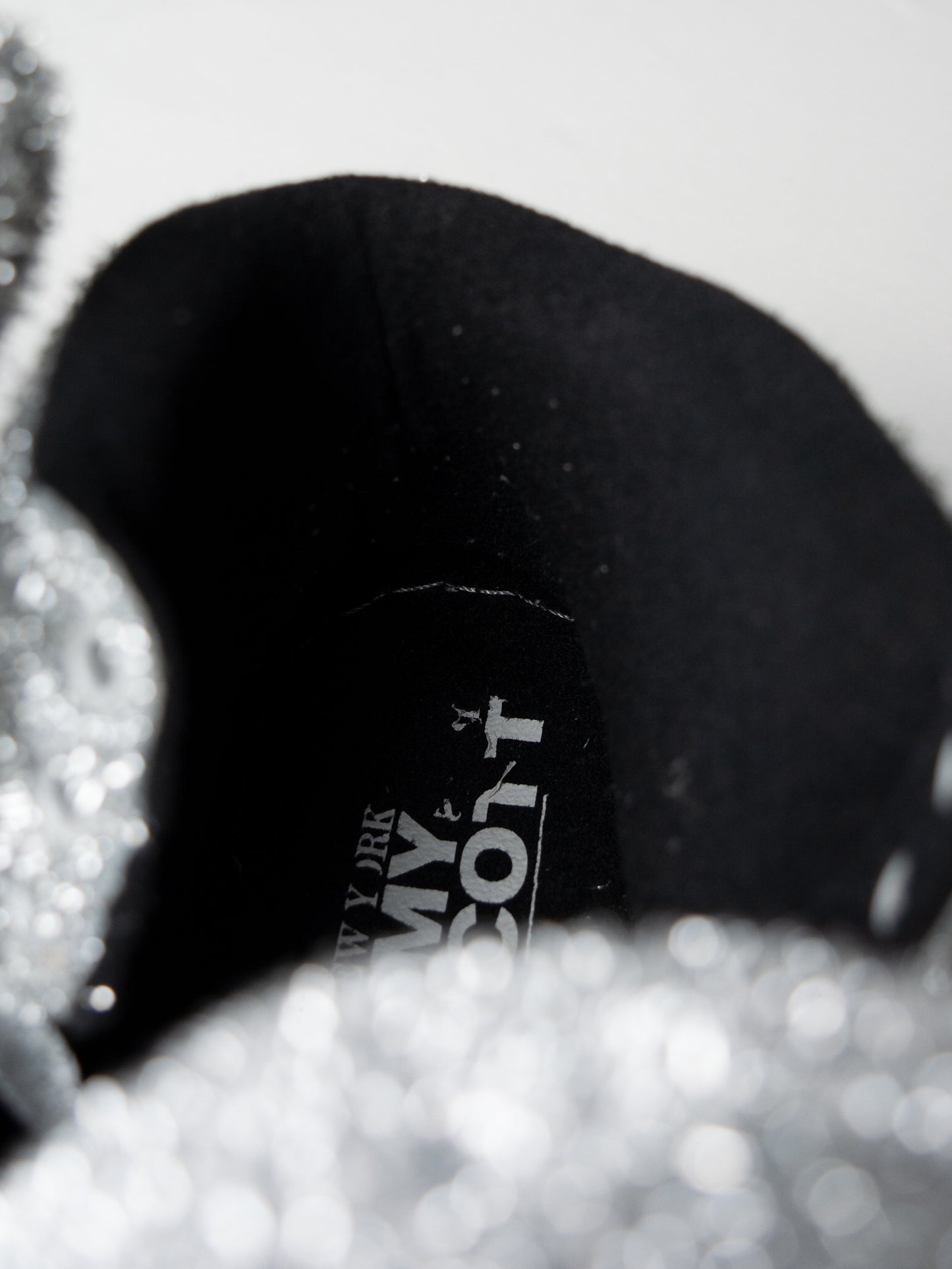 adidas Originals by Jeremy Scott - A/W 2013 - JS Bear "Tinsel" - size 39 1/3
