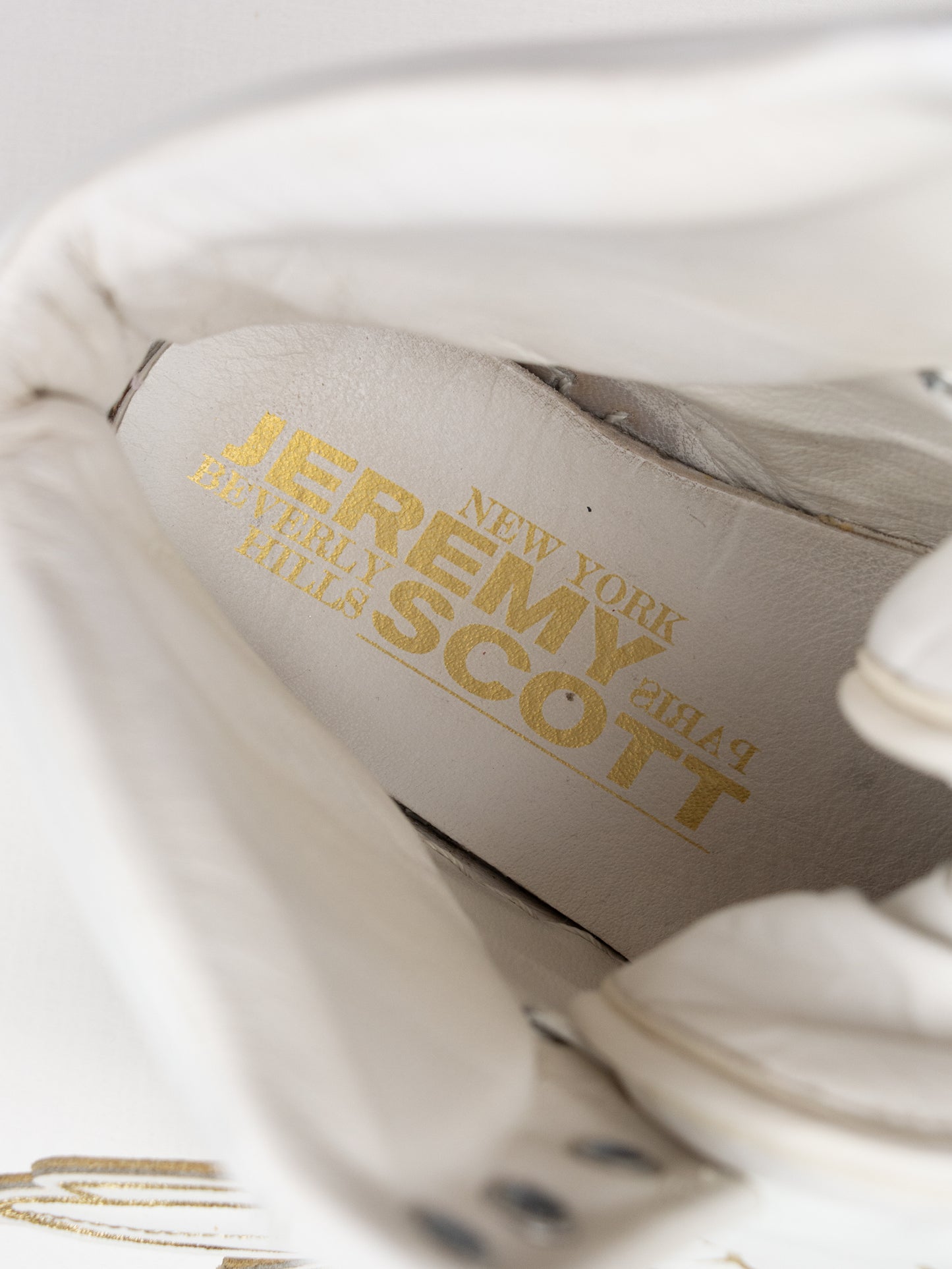 adidas Originals by Jeremy Scott - S/S 2010 - JS Wings (White/Gold) - size 42