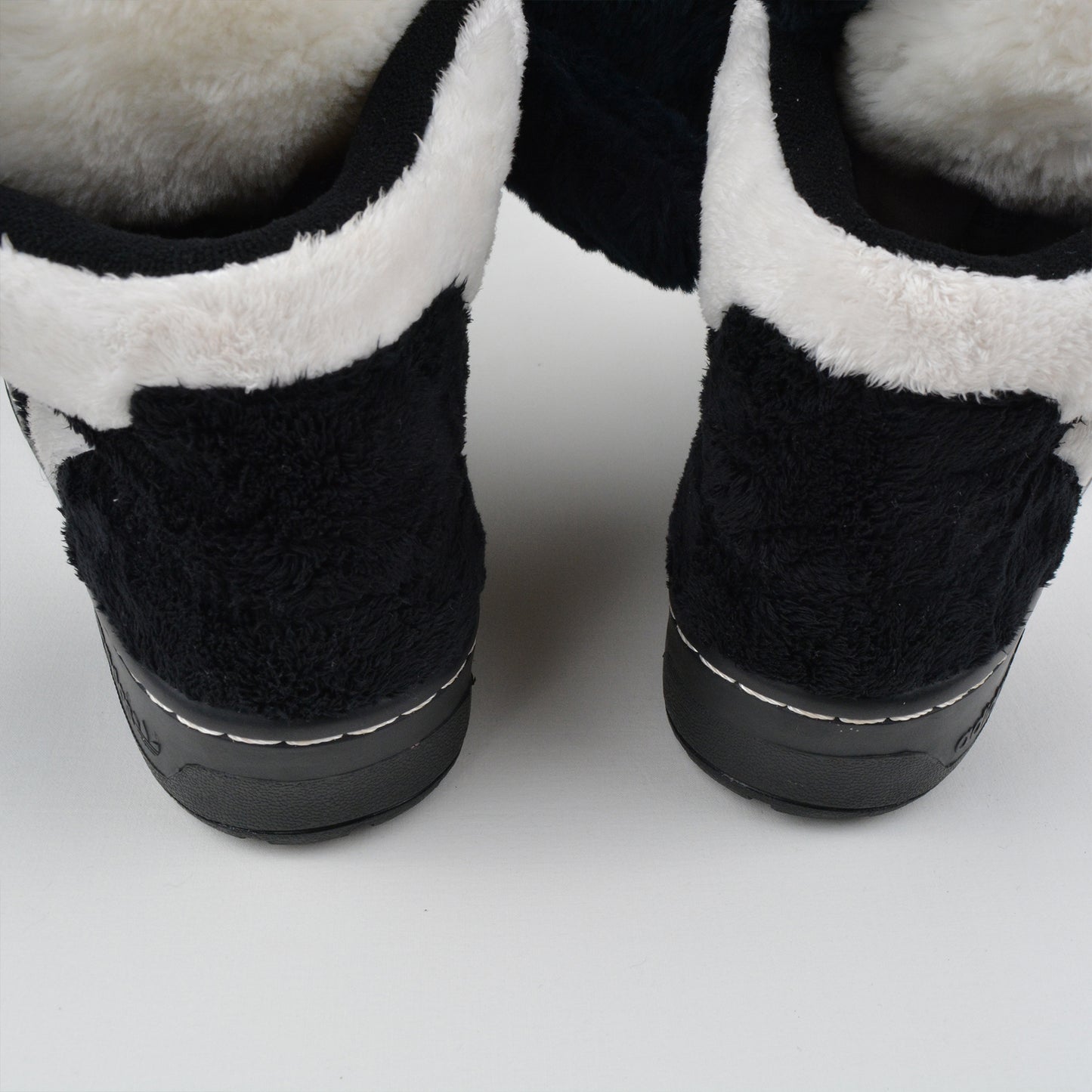 adidas Originals by Jeremy Scott - A/W 2011 - JS Panda Bear - size 44