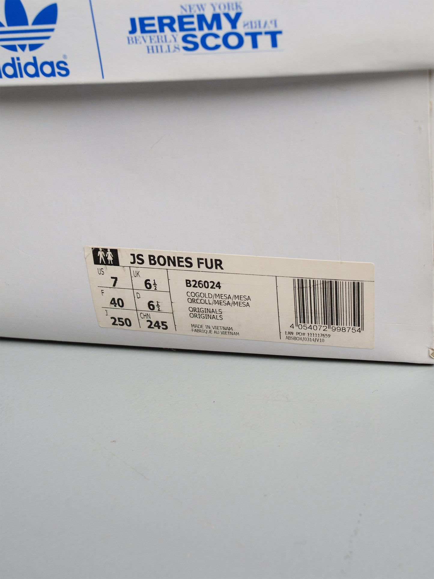 adidas Originals by Jeremy Scott S/S 2015 JS Bones Fur - size 40