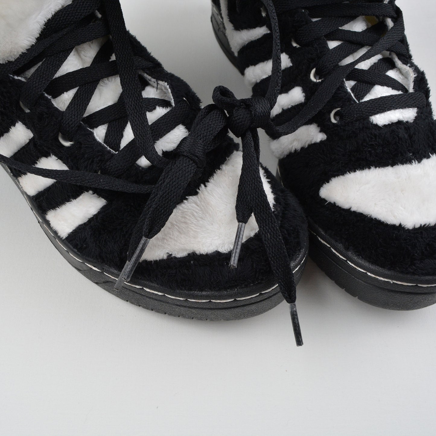 adidas Originals by Jeremy Scott - A/W 2011 - JS Panda Bear - size 44