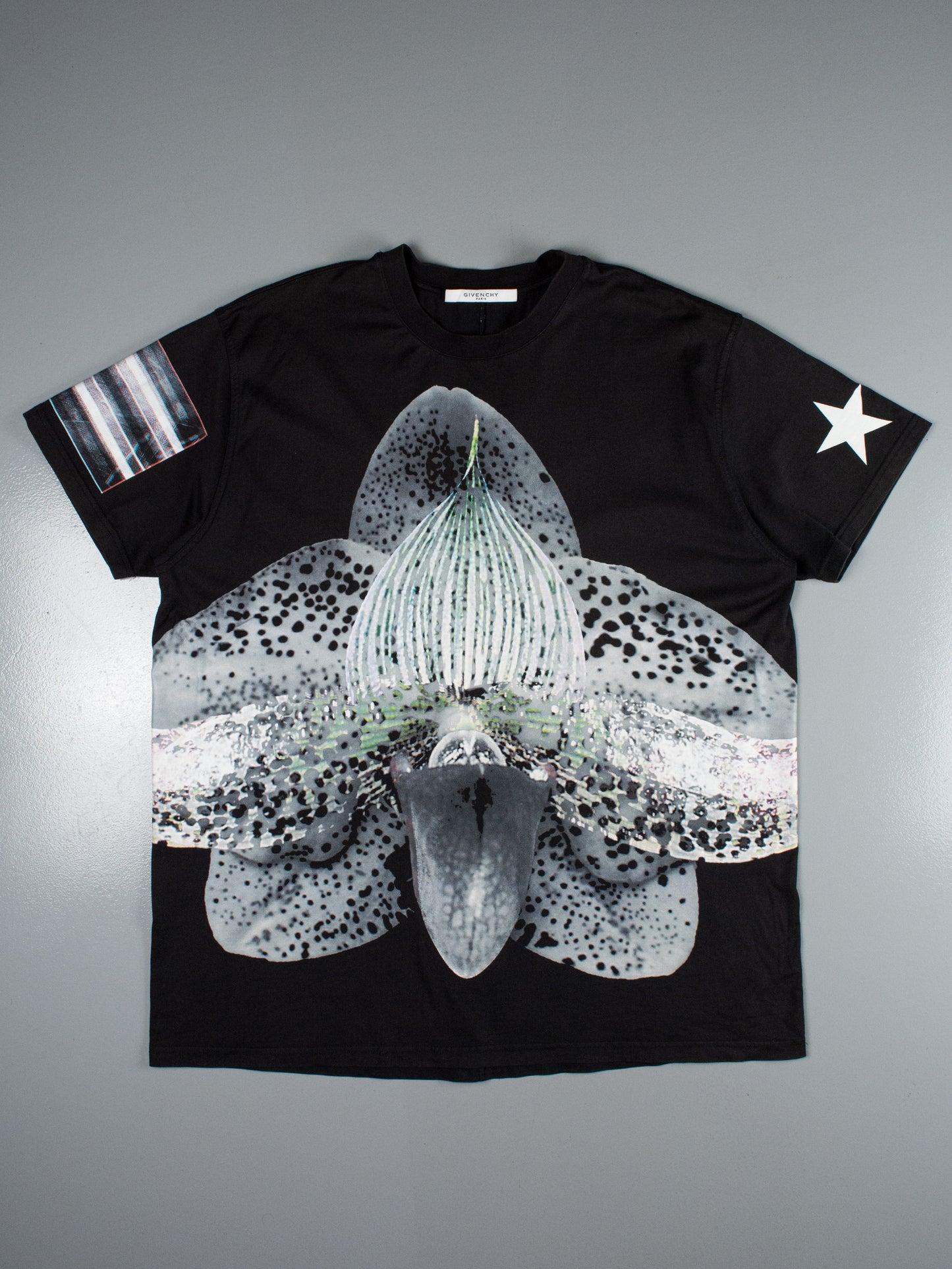 Givenchy by Riccardo Tisci SS15 orchid columbian fit t-shirt - size S