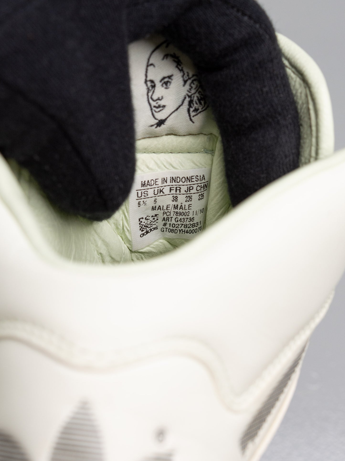 adidas Originals by Jeremy Scott S/S 2011 JS Wings Glow In The Dark - size 38