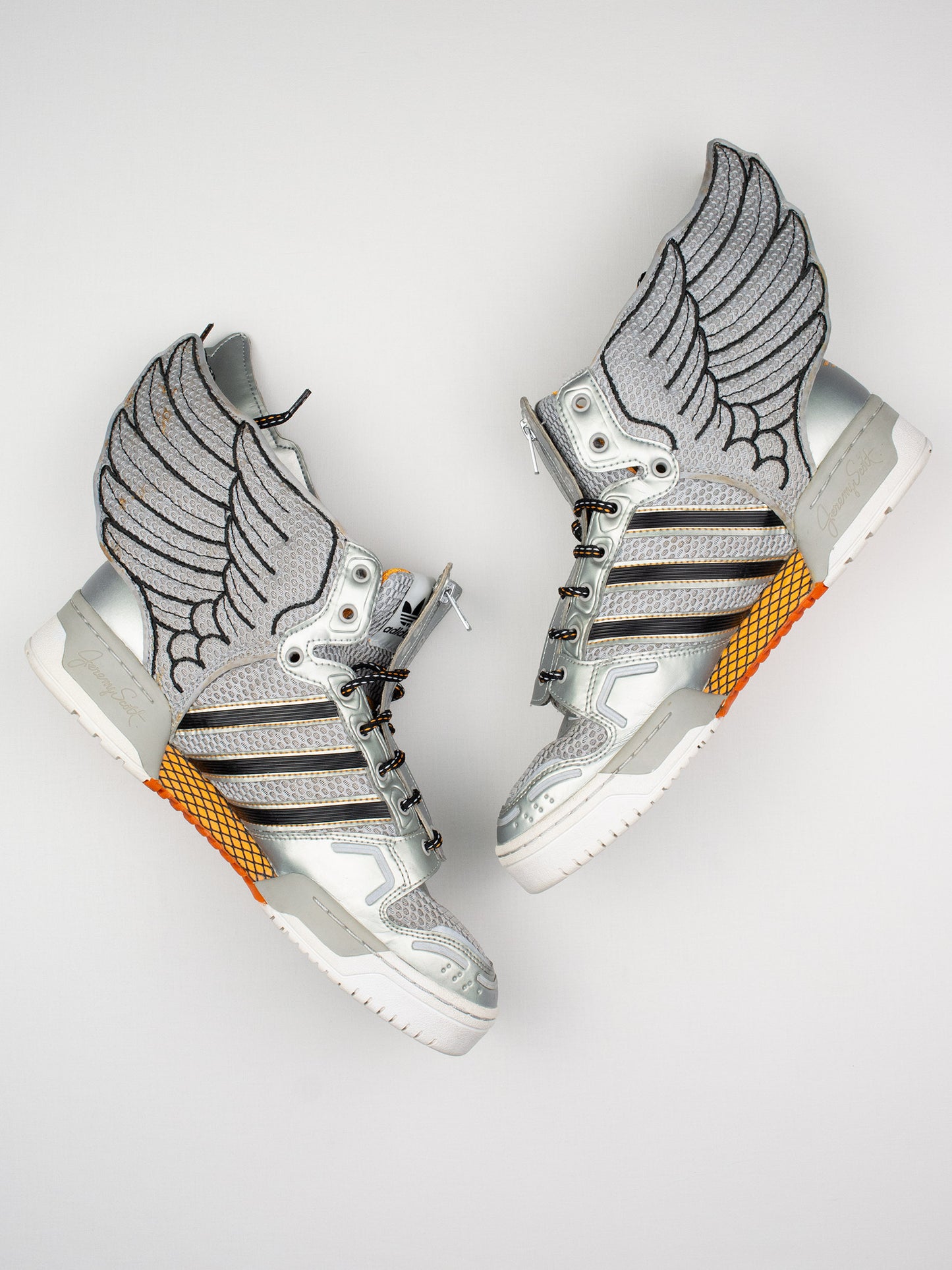 adidas Originals by Jeremy Scott - A/W 2012 - JS Wings 2.0 "Metallic Silver Mesh" - size 44 2/3