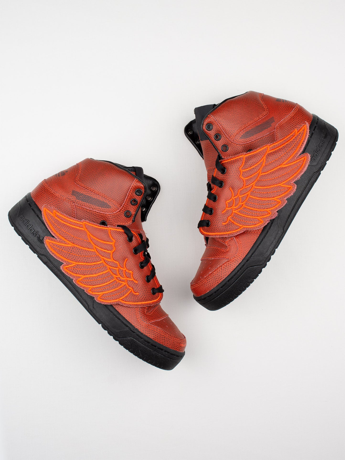 adidas Originals by Jeremy Scott - A/W 2015 - JS Wings Basketball - size 41 1/3