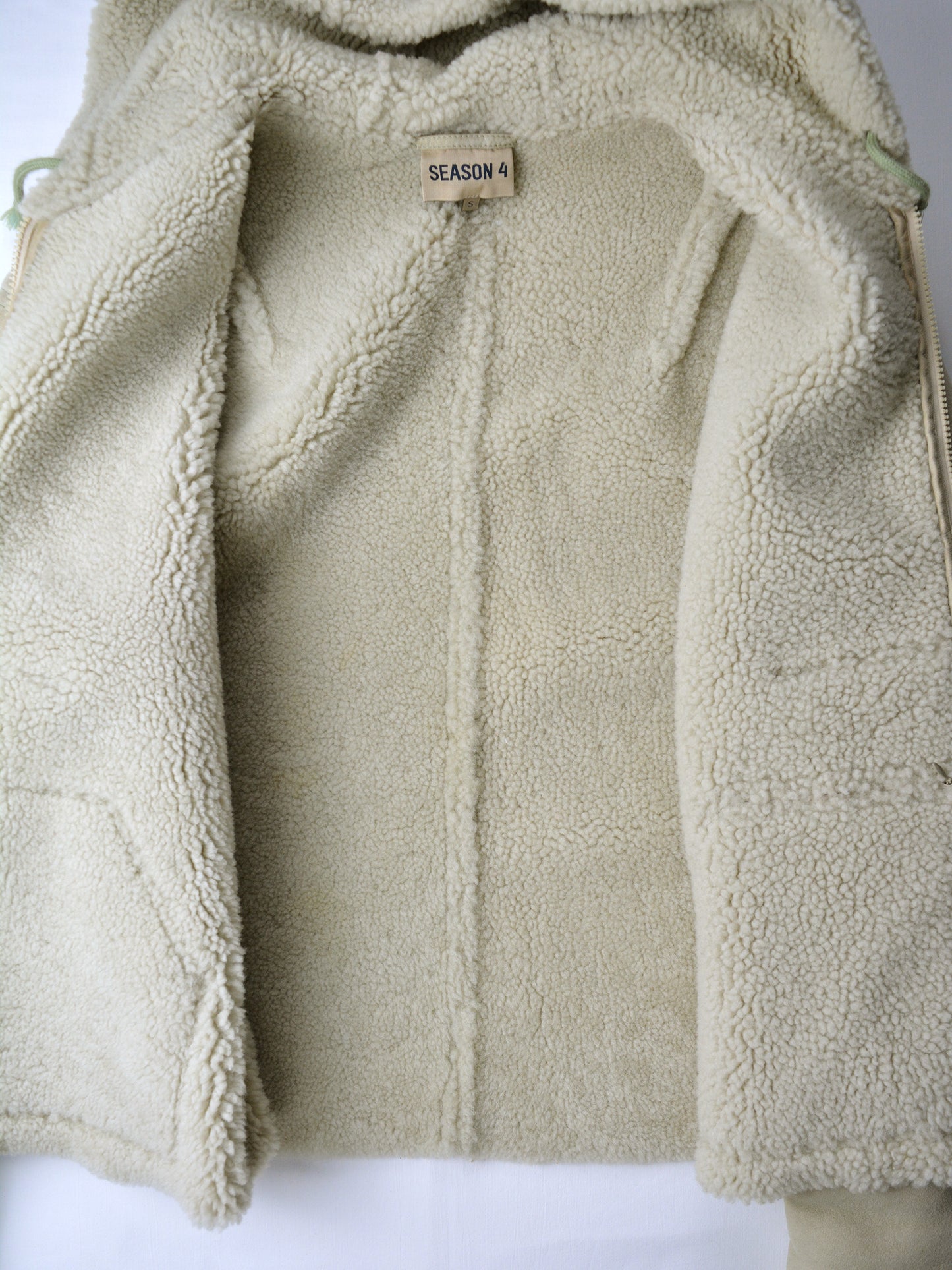 YEEZY Season 4 (2017) - hooded shearling jacket (Dune) - size S