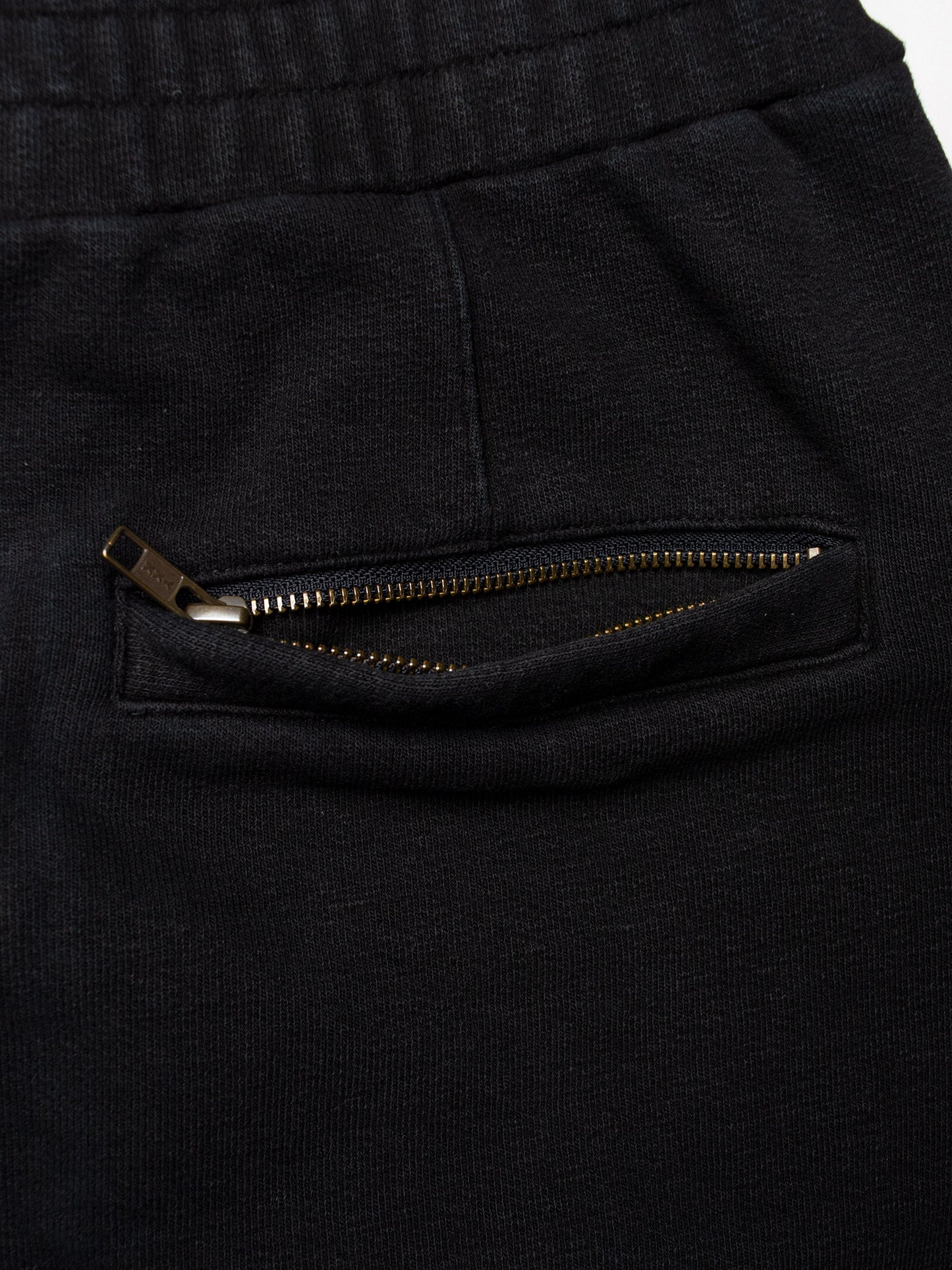 YEEZY Season 1 (2015) - Supply Shorts (Kaviar) - size M