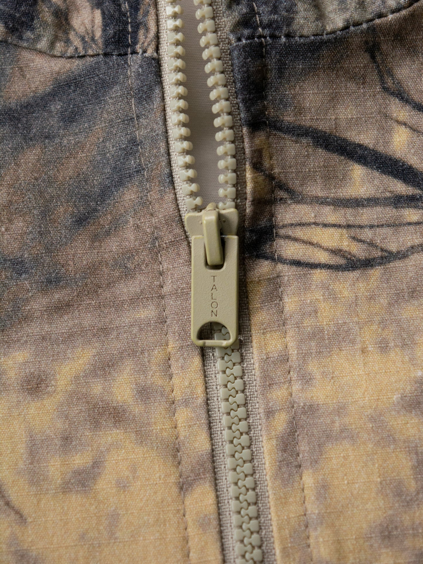YEEZY Season 4 (2017) - camo anorak - size S