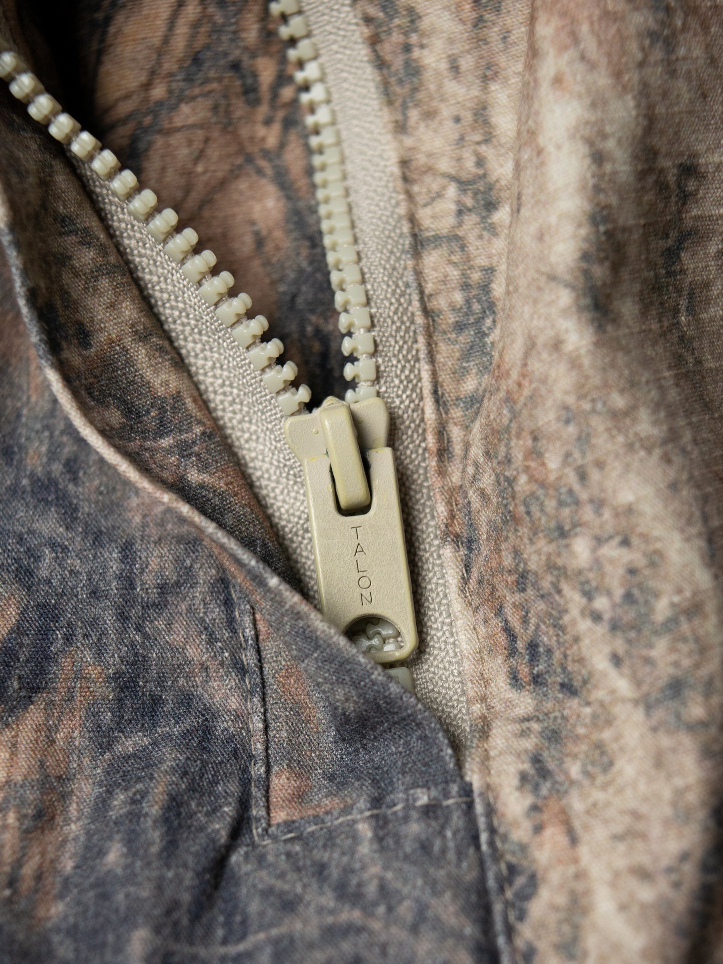 YEEZY Season 4 (2017) - camo cargo shorts - size S