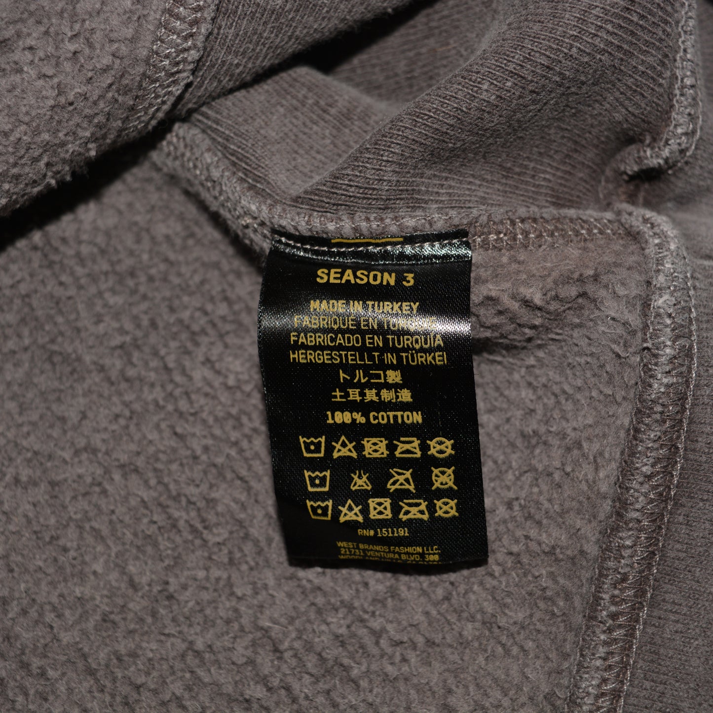 YEEZY Season 3 (2016) - Fleece Crew Sweat (Onyx Dark) - size M