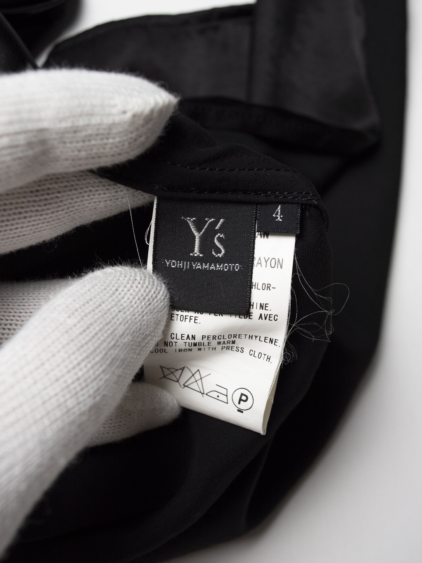 Y's by Yohji Yamamoto - S/S 2004 - rayon draped button-up tank top (black) - women's size 4