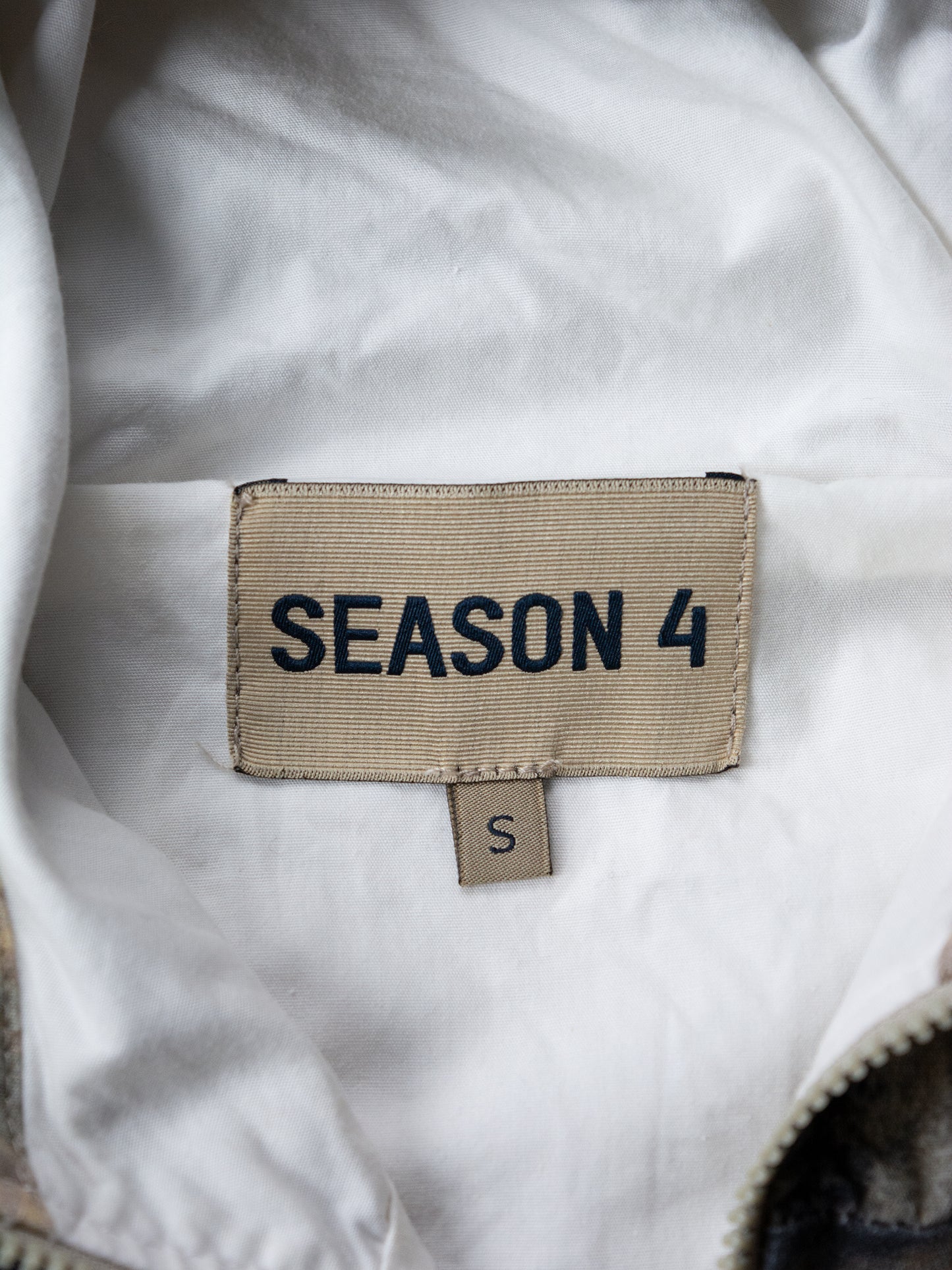 YEEZY Season 4 (2017) - camo anorak - size S
