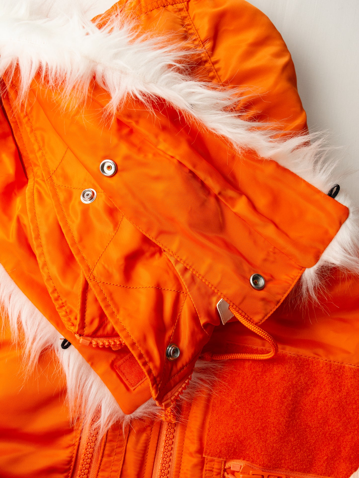 GR-Uniforma - GRUPPA (2019) - hooded bomber with detachable sleeves (orange) - size M