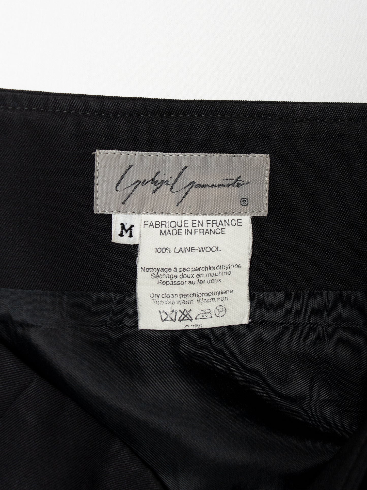 Yohji Yamamoto - (late 80's / early 90's) - wool skirt with side buttons - size M