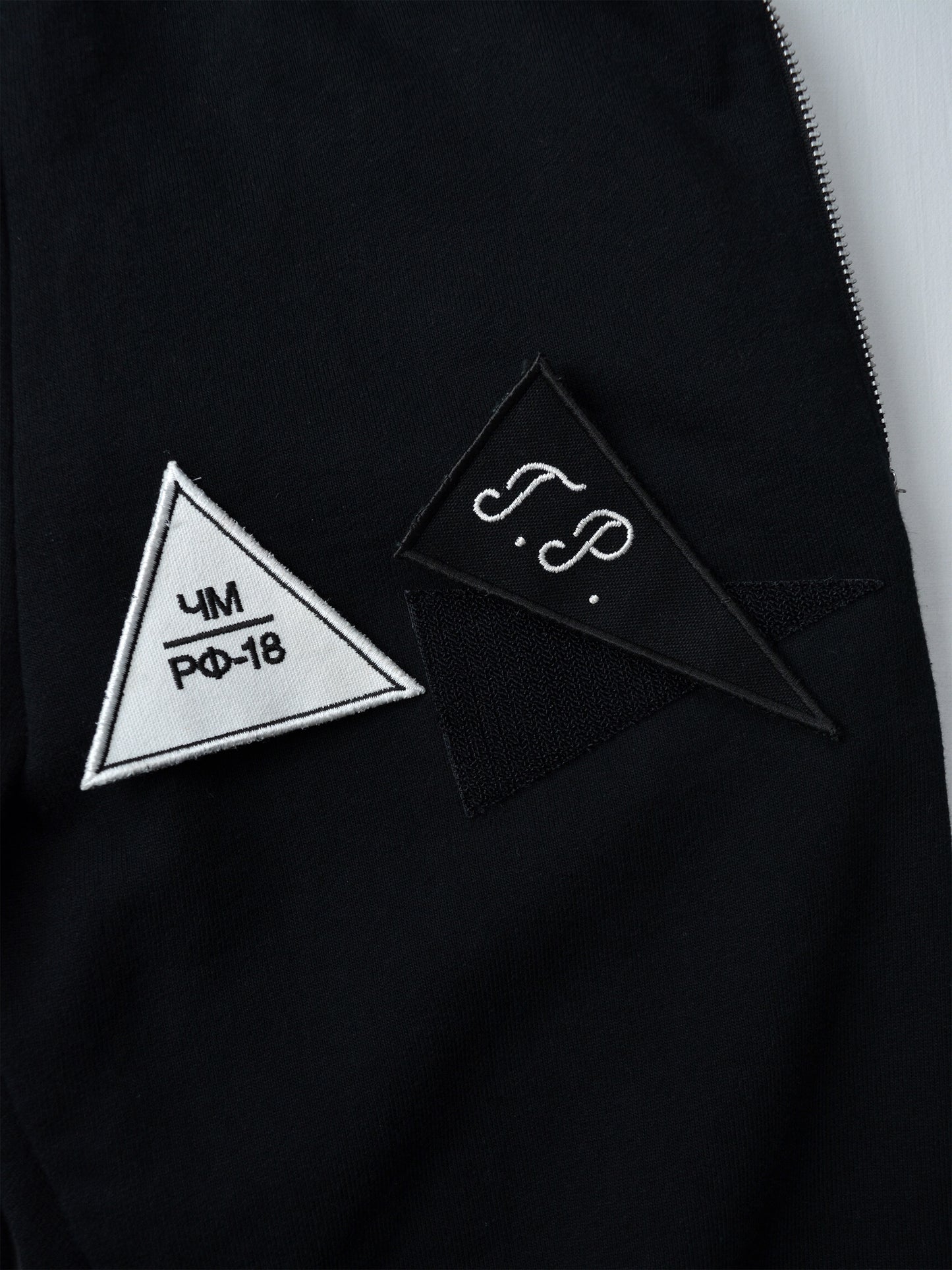 Gosha Rubchinskiy - A/W 2018 - black label sweatpants (black) - size S