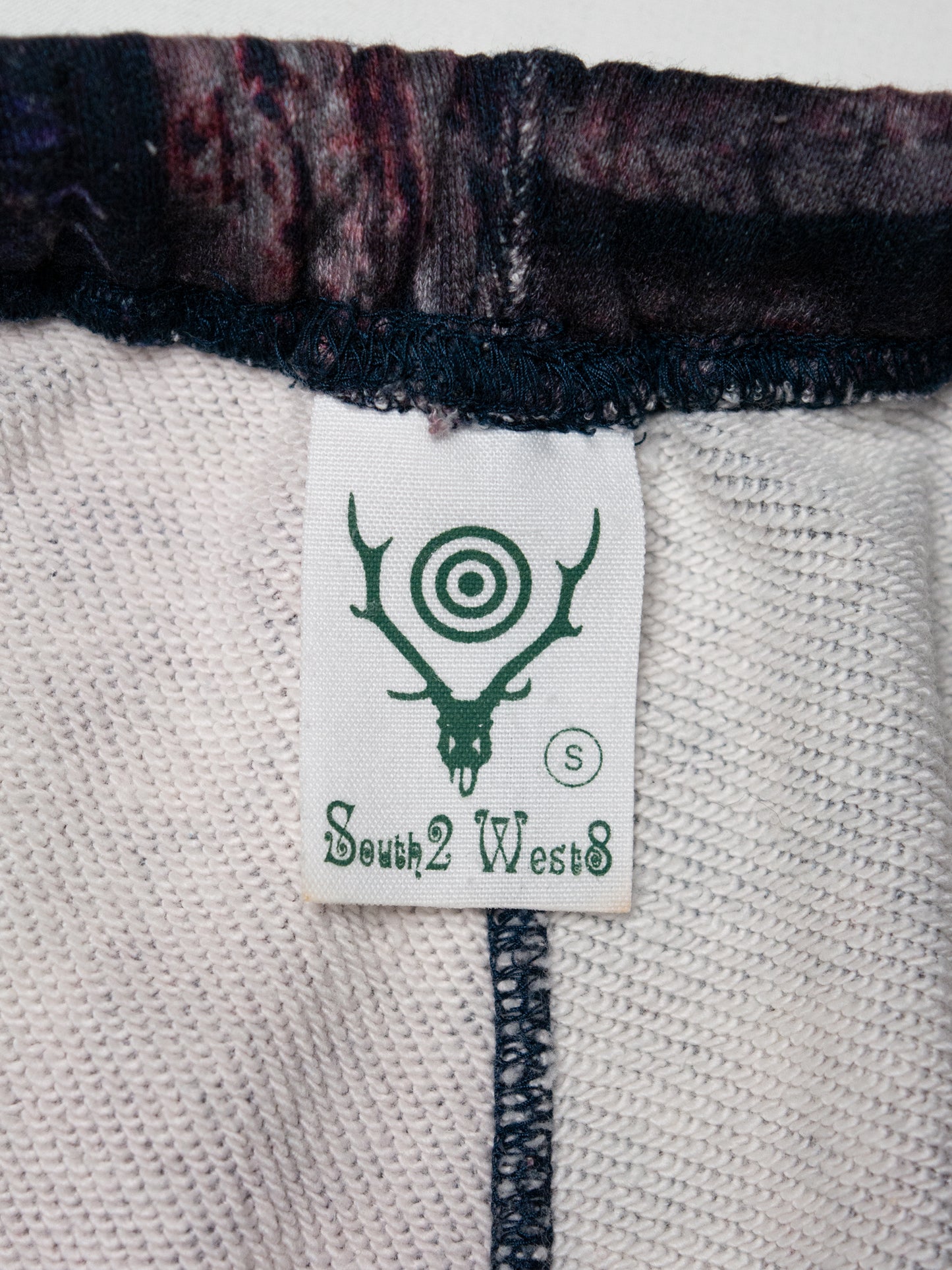 South2 West8 - purple camo sweatpants - size S