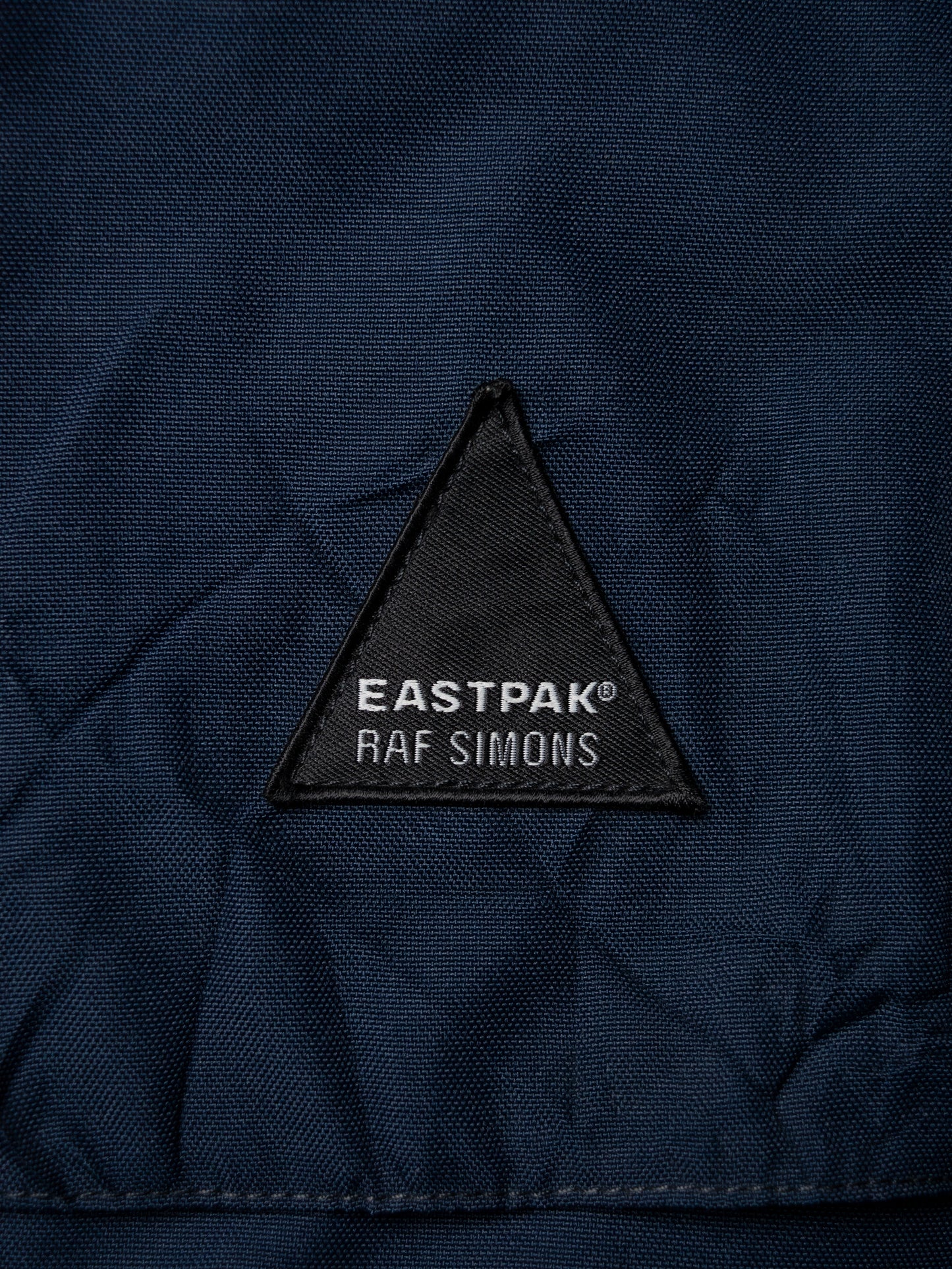 Eastpak X Raf Simons - A/W 2008 - (sample) wrinkled flapbag (blue)