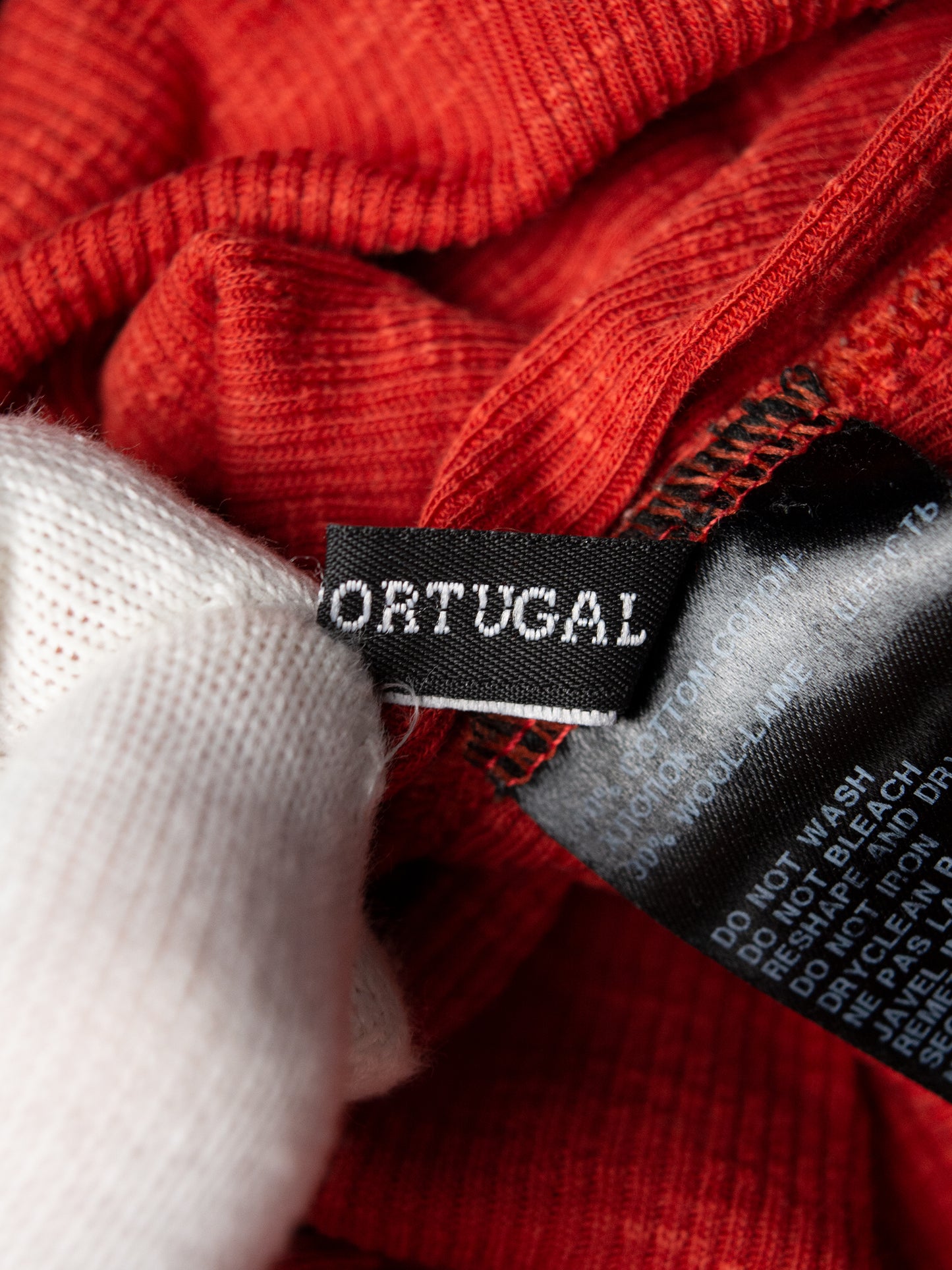 Ann Demeulemeester - long-sleeve t-shirt with ruched sleeves - size 42