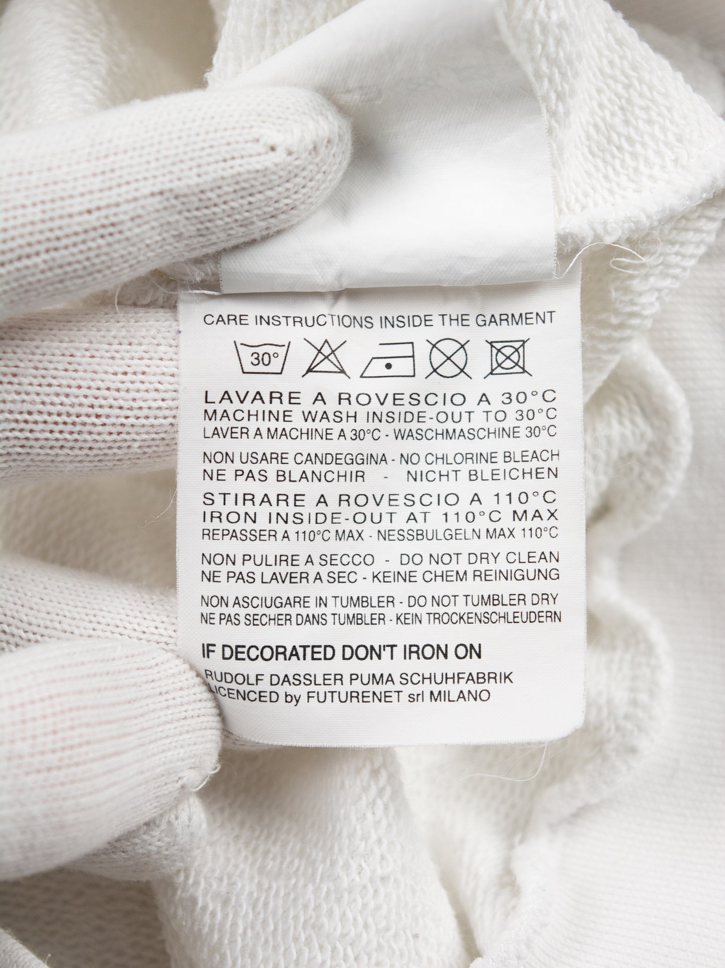 RAF by Raf Simons - A/W 2007 - "Flying Saucers for Everybody" crewneck (white) - size M