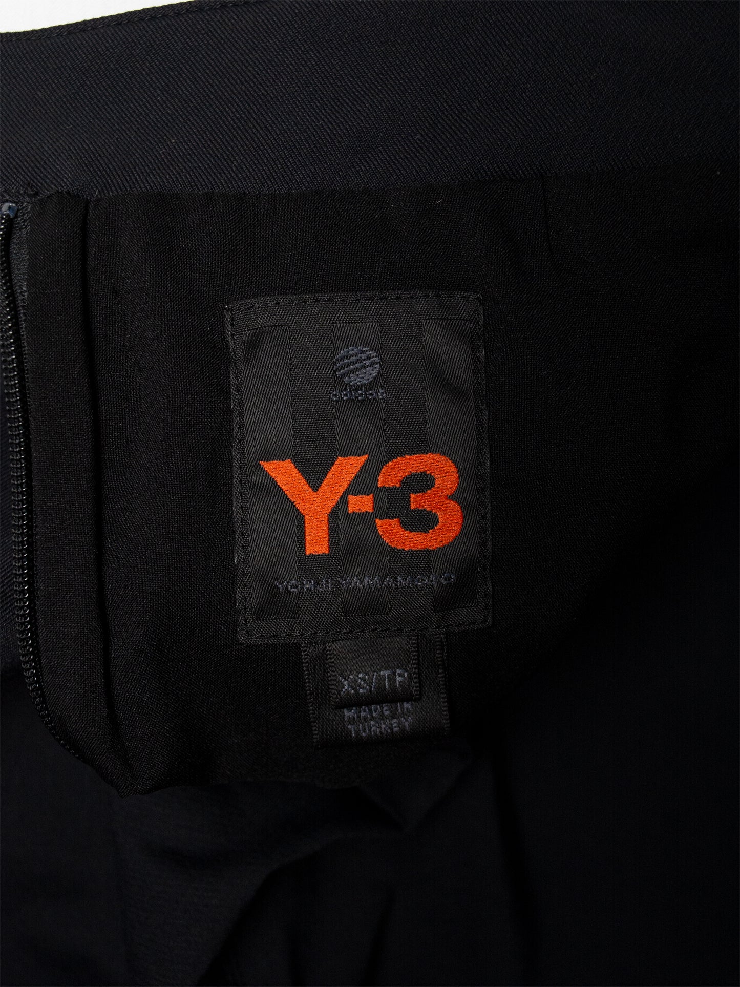 Y-3 - A/W 2006 - three stripes midi skirt (black) - size XS