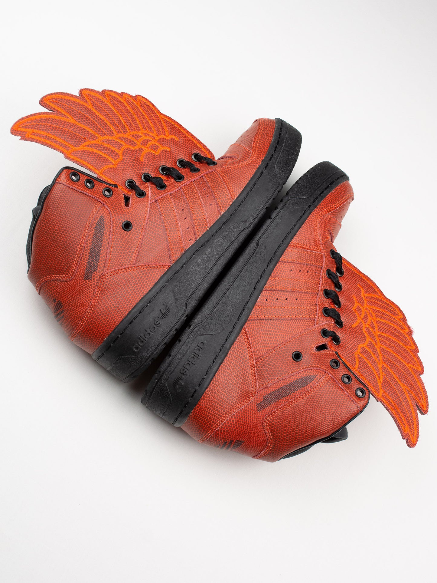 adidas Originals by Jeremy Scott - A/W 2015 - JS Wings Basketball - size 41 1/3