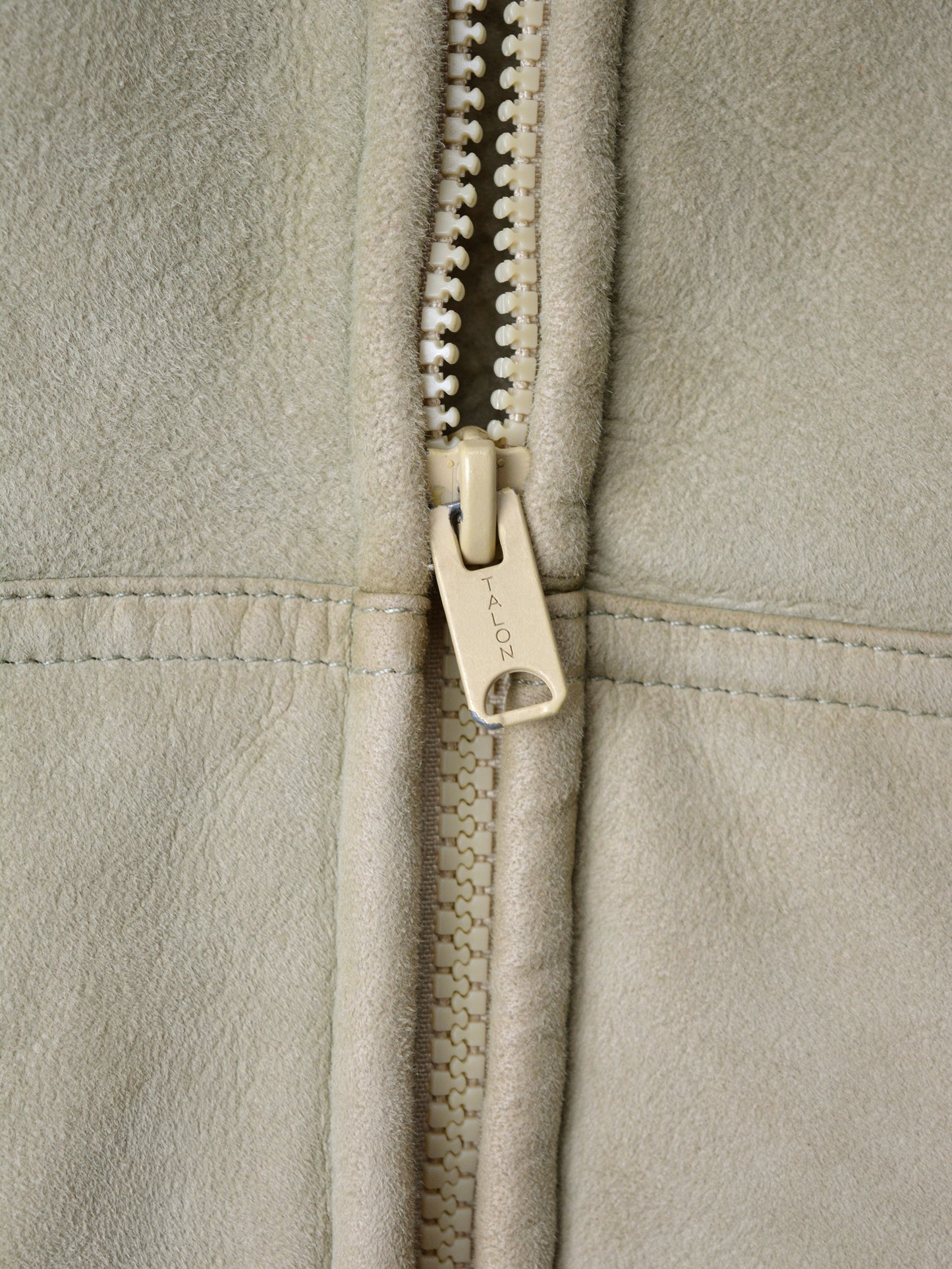 YEEZY Season 4 (2017) - hooded shearling jacket (Dune) - size S