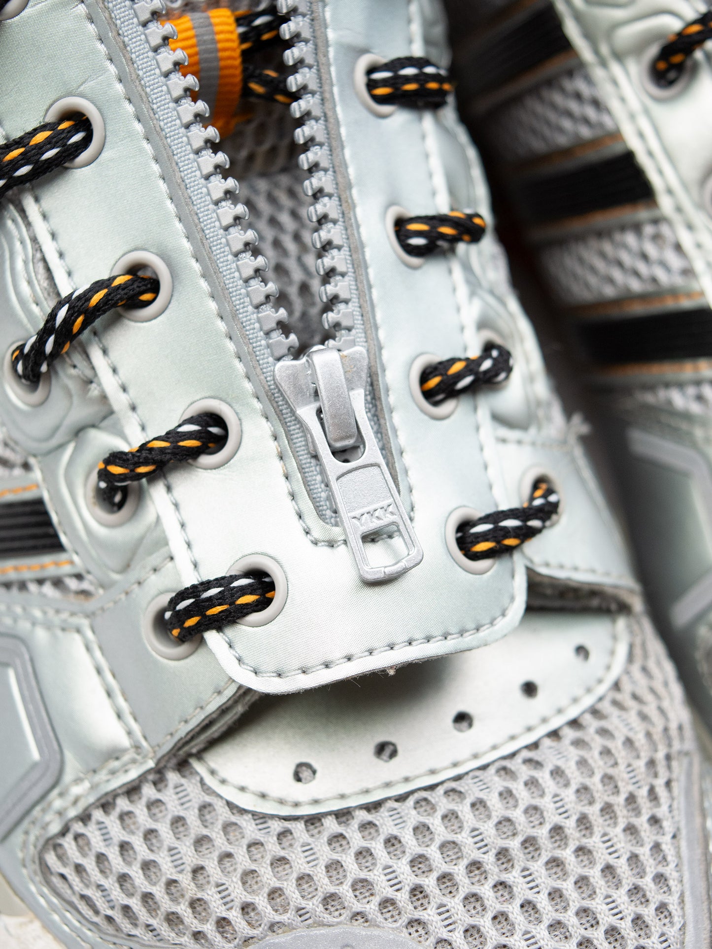 adidas Originals by Jeremy Scott - A/W 2012 - JS Wings 2.0 "Metallic Silver Mesh" - size 44 2/3