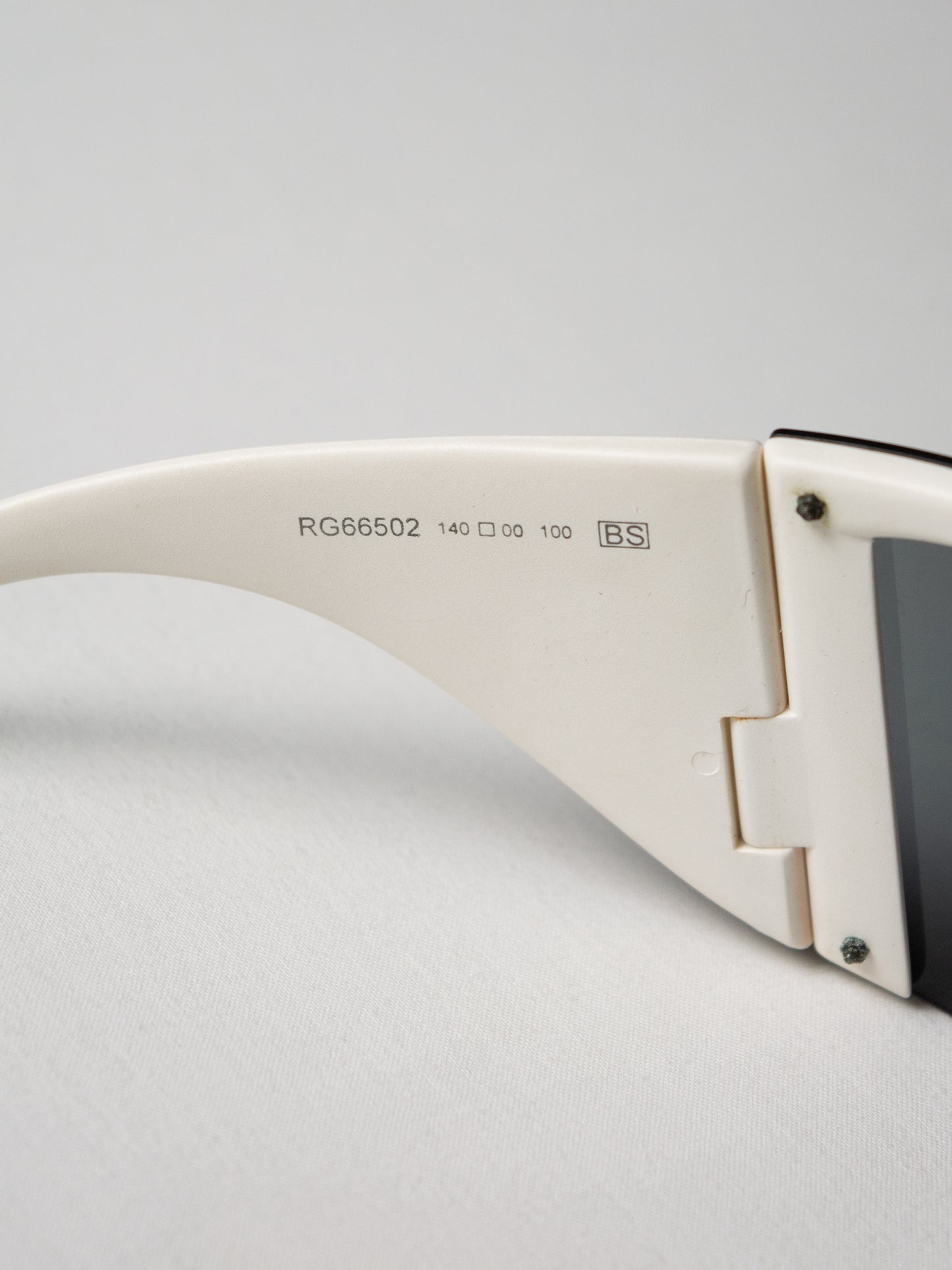 Romeo Gigli - 2006 - RG66502 shield sunglasses (white)