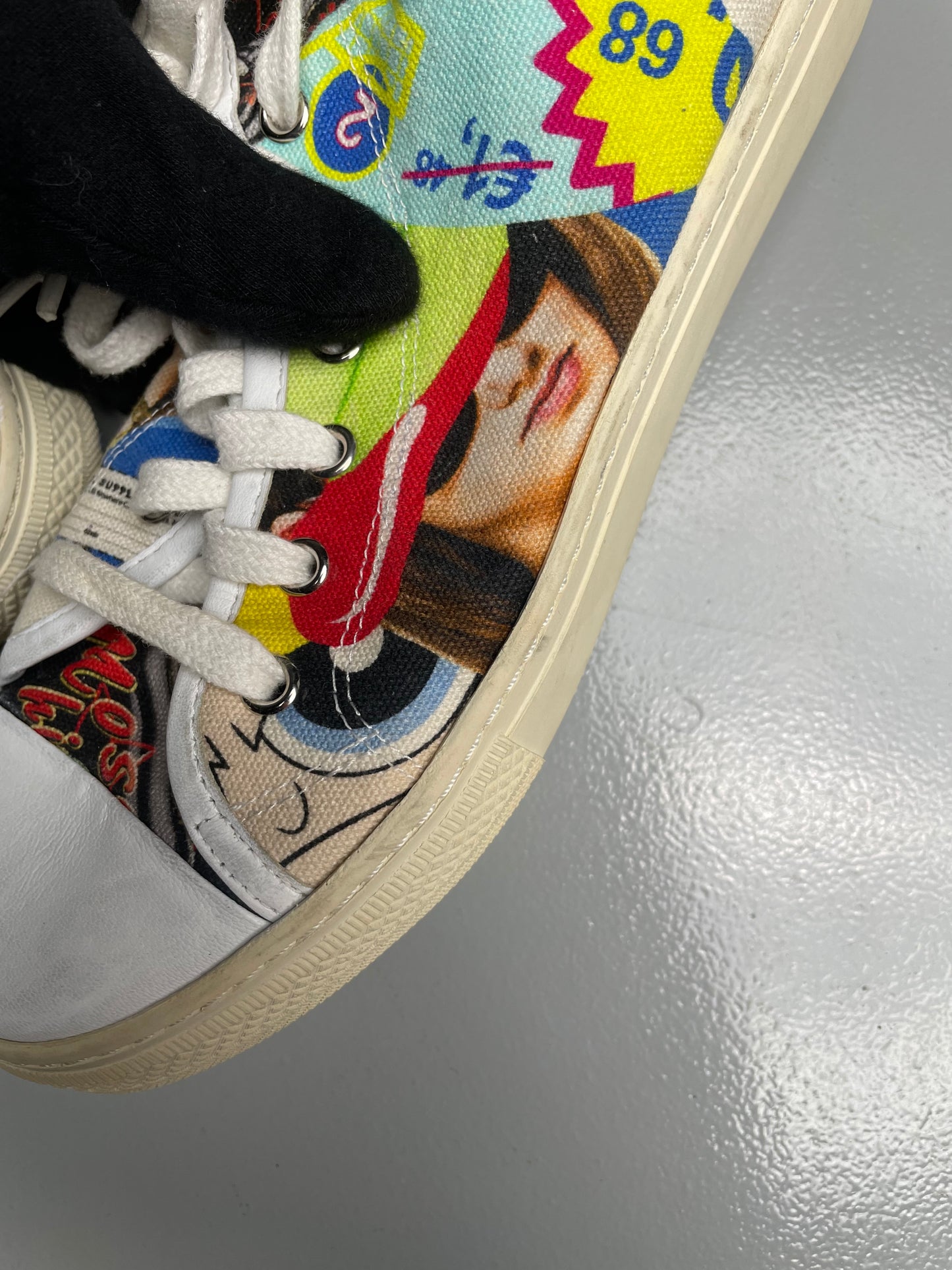Moschino by Jeremy Scott X The Powerpuff Girls S/S 2016 high top sneaker - size 39