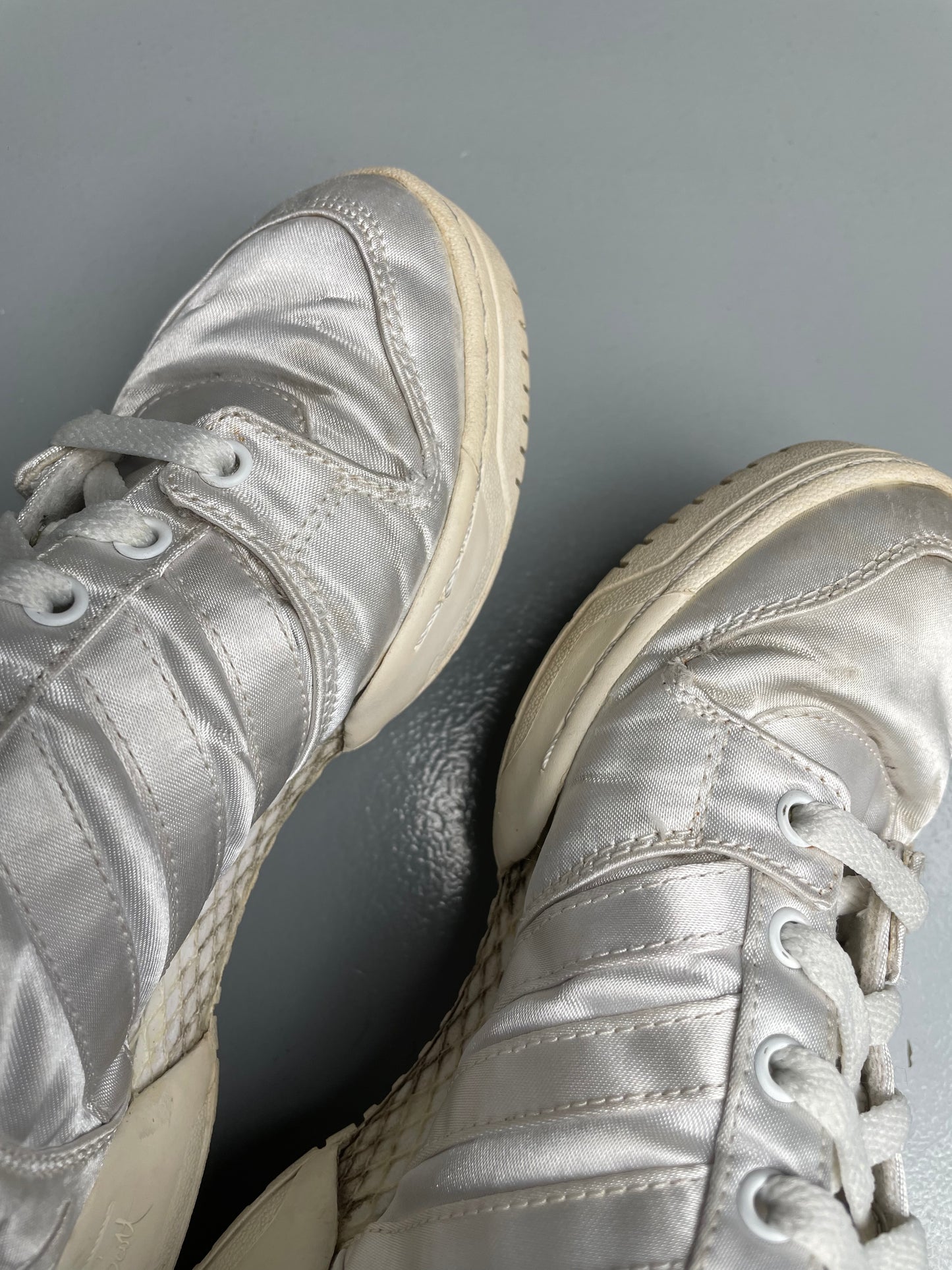 adidas Originals by Jeremy Scott X 2NE1 A/W 2011 JS Wings 2.0 "Satin" - size 38