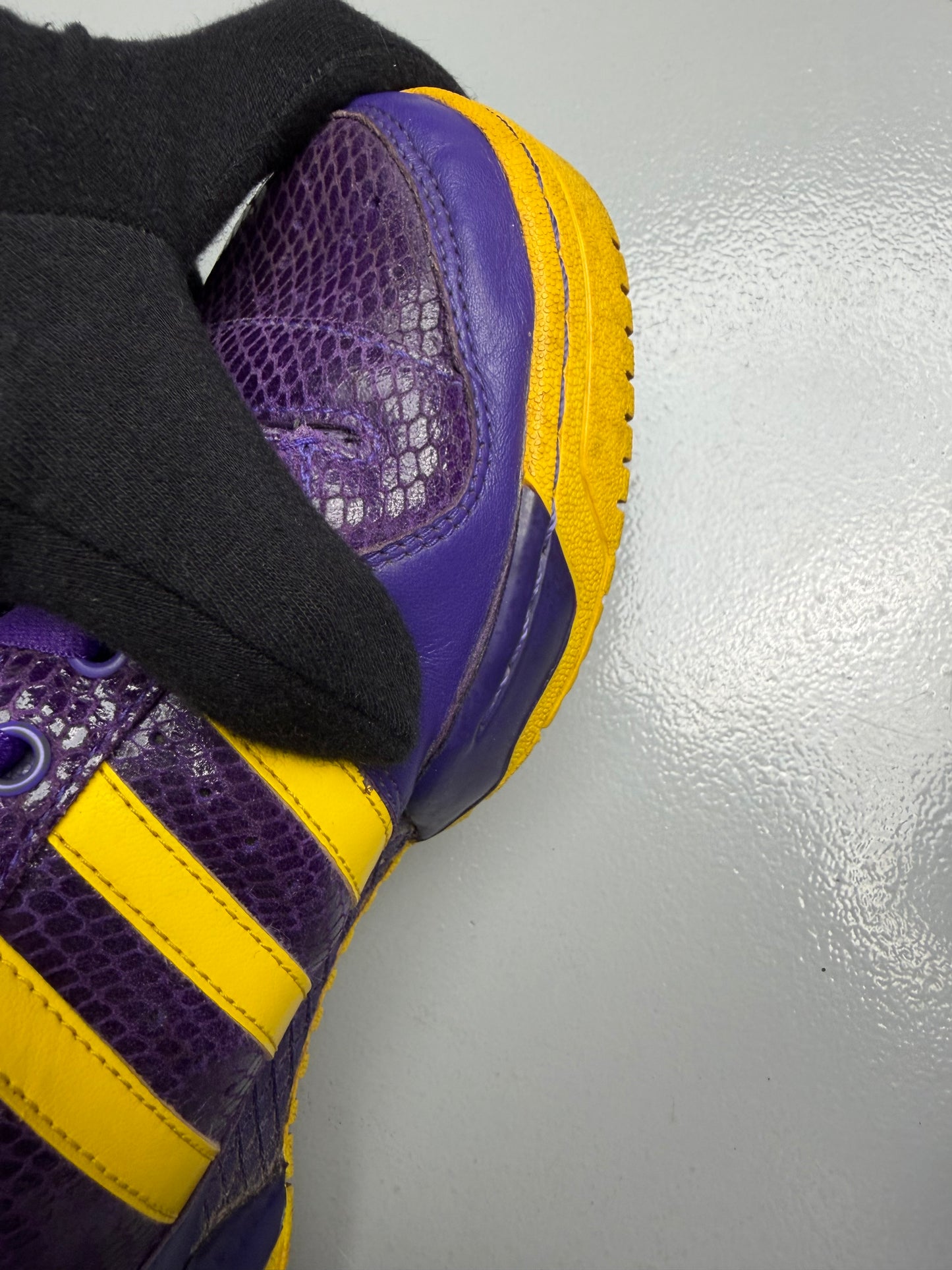 adidas Originals by Jeremy Scott S/S 2009 JS Logo (purple/yellow) - size 41 1/3