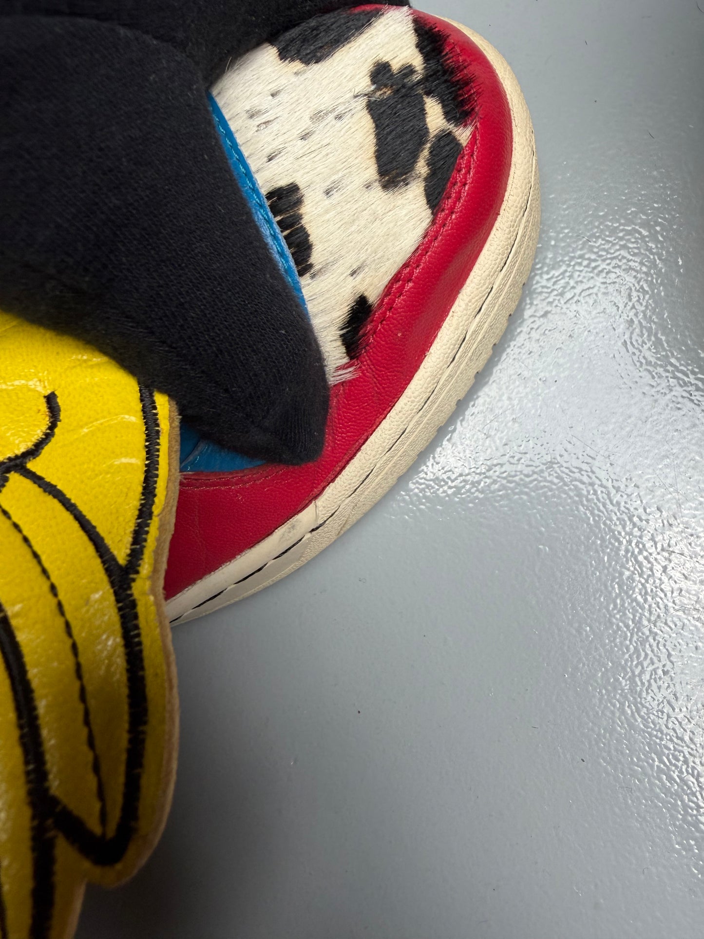 adidas Originals by Jeremy Scott X 2NE1 S/S 2012 JS Wings - size 45 1/3
