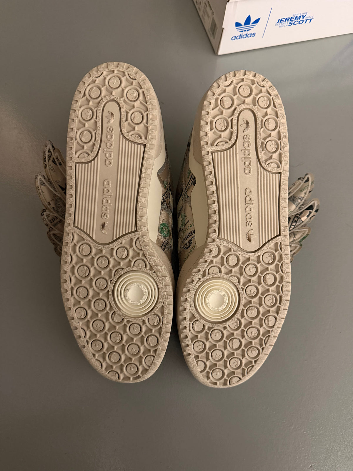 adidas Originals X Jeremy Scott 2021 JS Forum Money Lo - size 44 2/3
