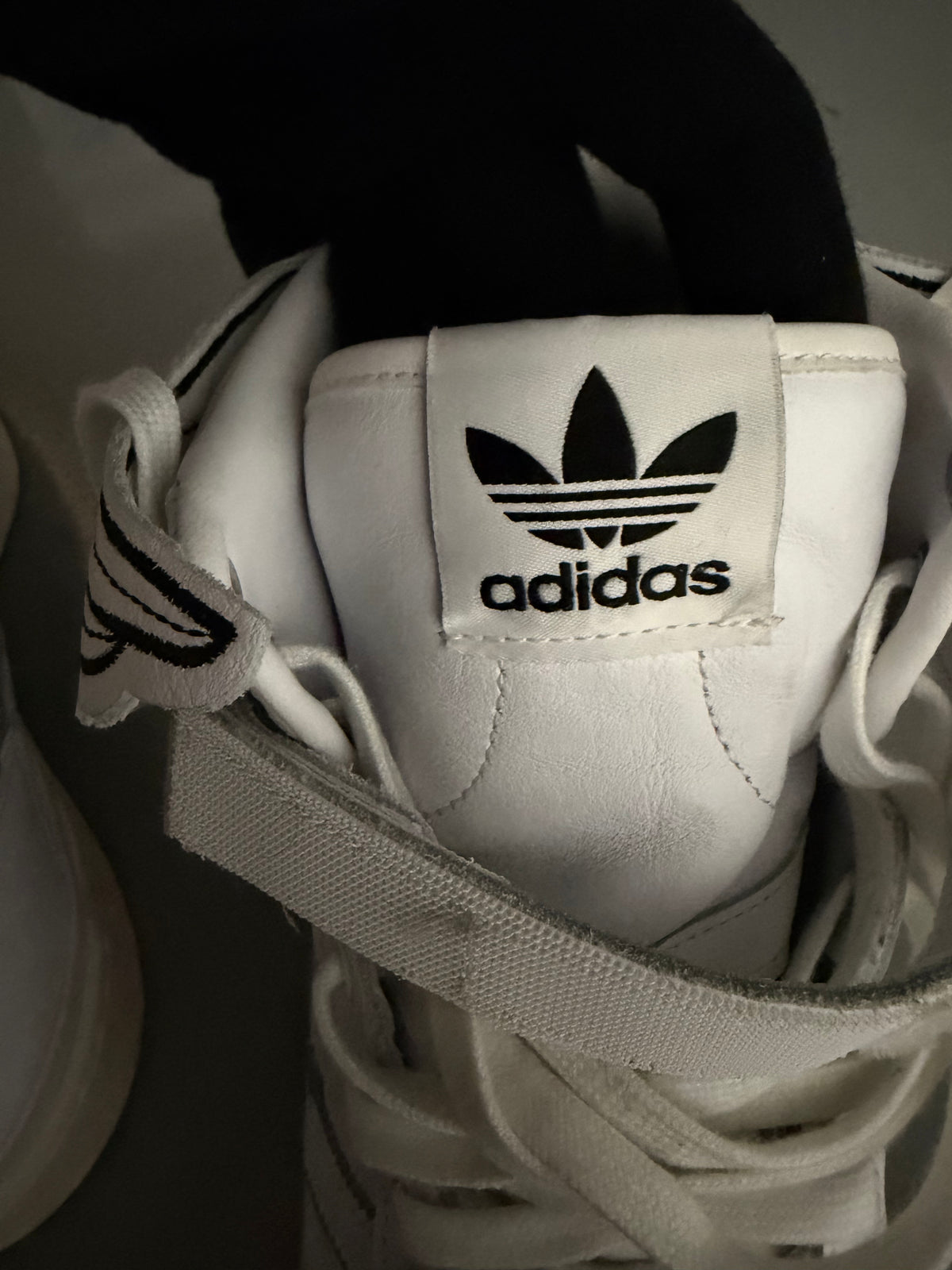 adidas Originals X Jeremy Scott 2022 JS Wings 4.0 (white) - size 44