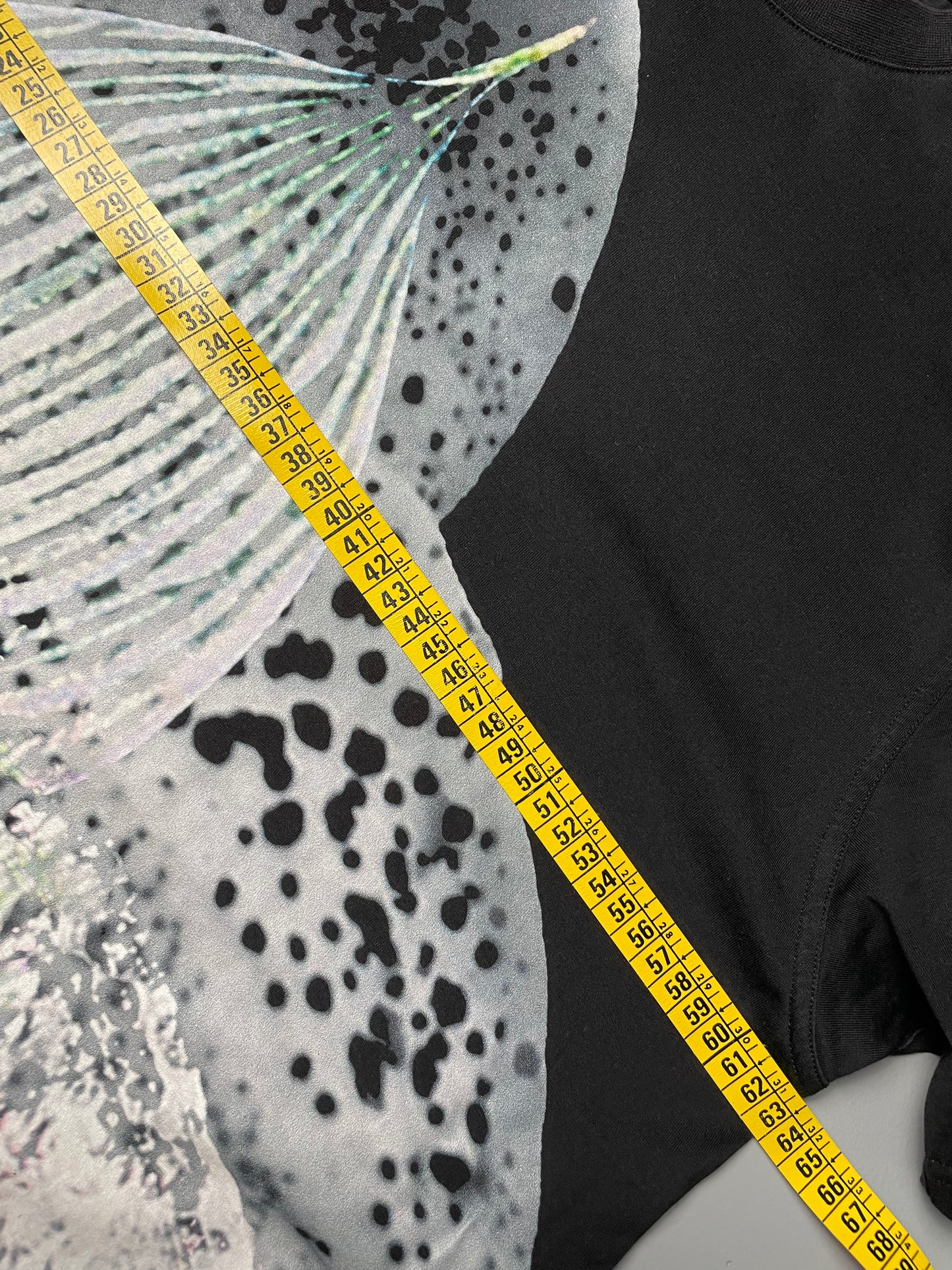Givenchy by Riccardo Tisci SS15 orchid columbian fit t-shirt - size S