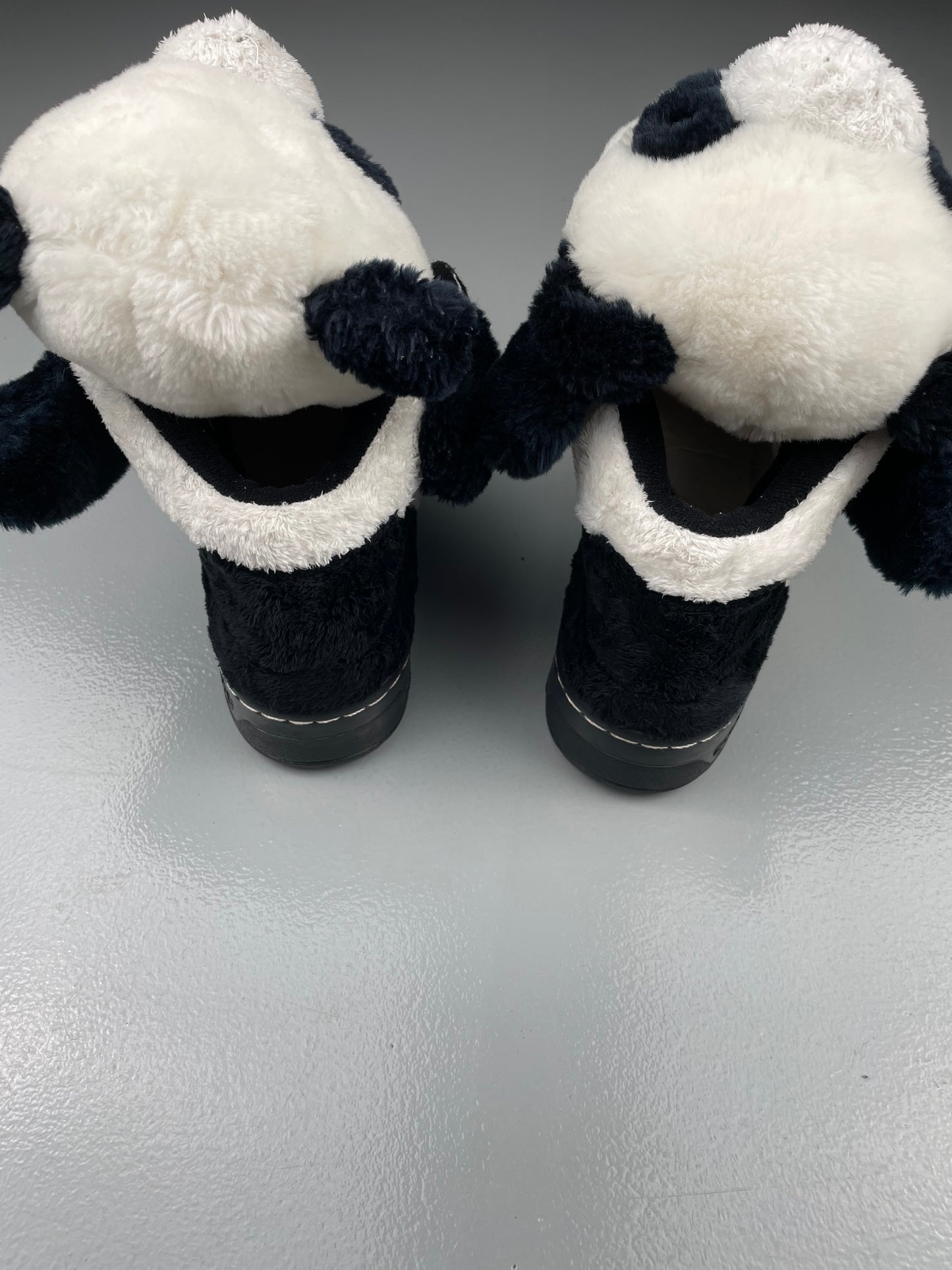 adidas X Jeremy Scott A/W 2011 JS Panda Bear (no noses) - size 42