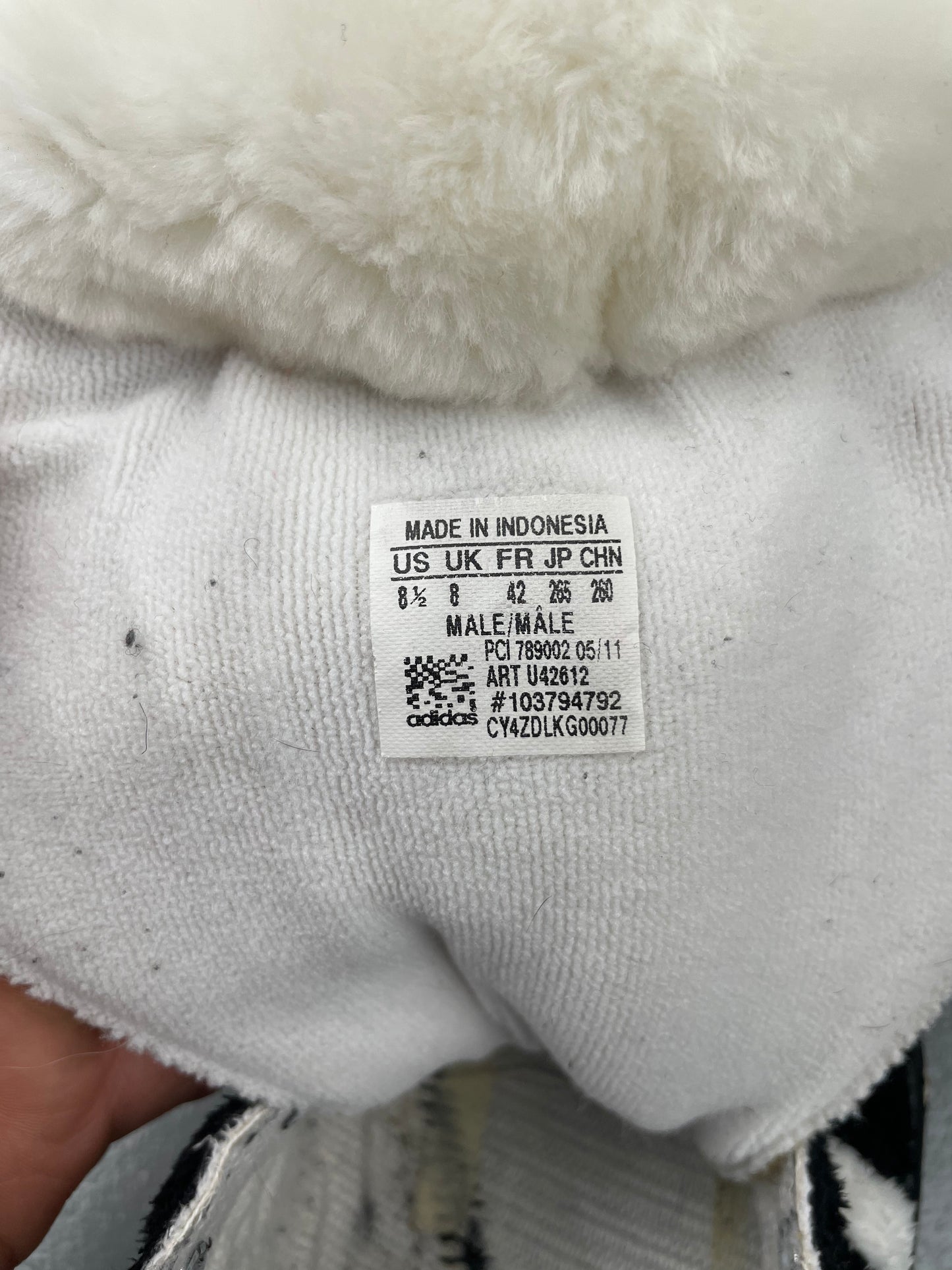 adidas X Jeremy Scott A/W 2011 JS Panda Bear (no noses) - size 42