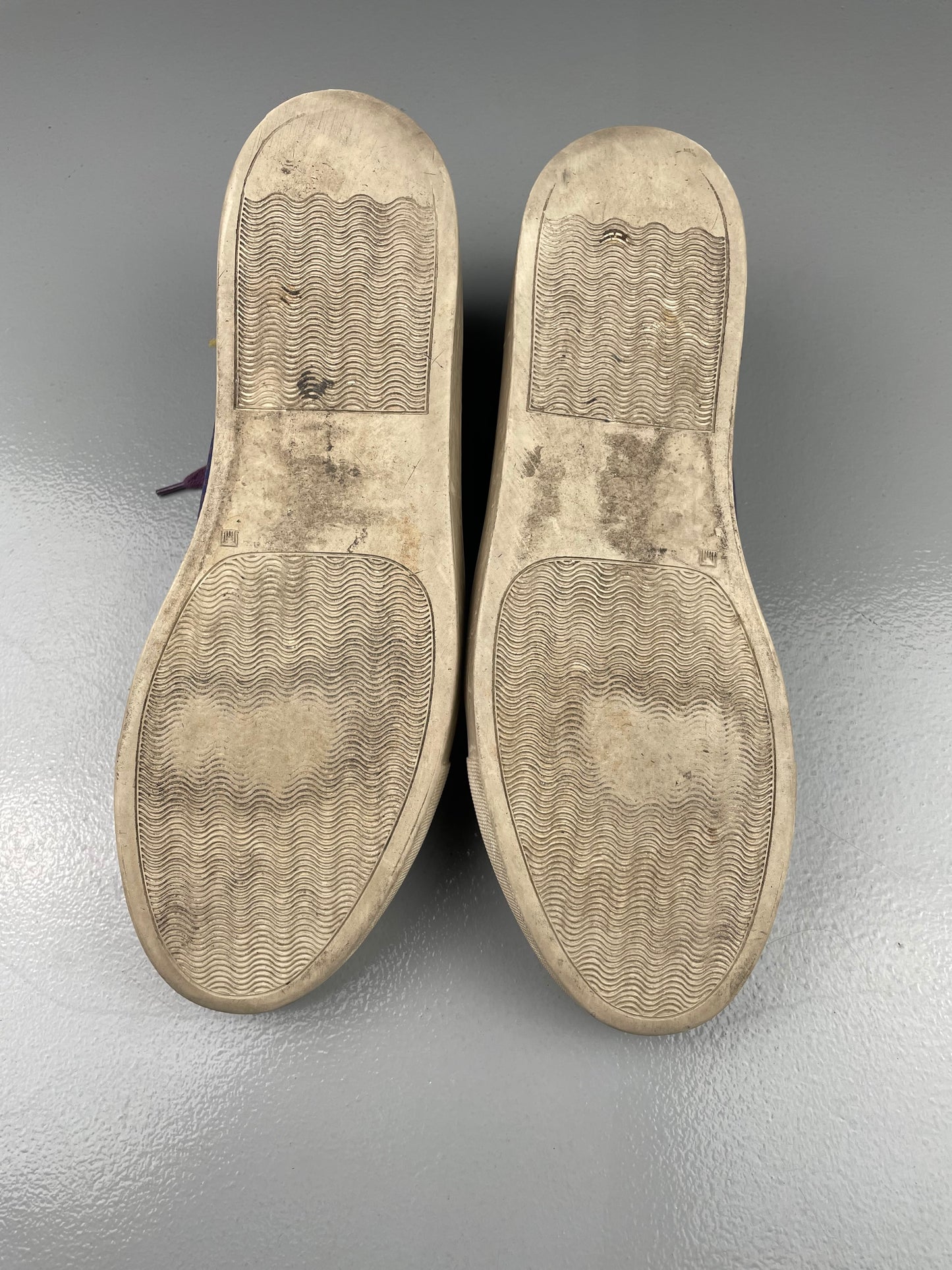 beat up Y's perforated leather sneakers - size 44