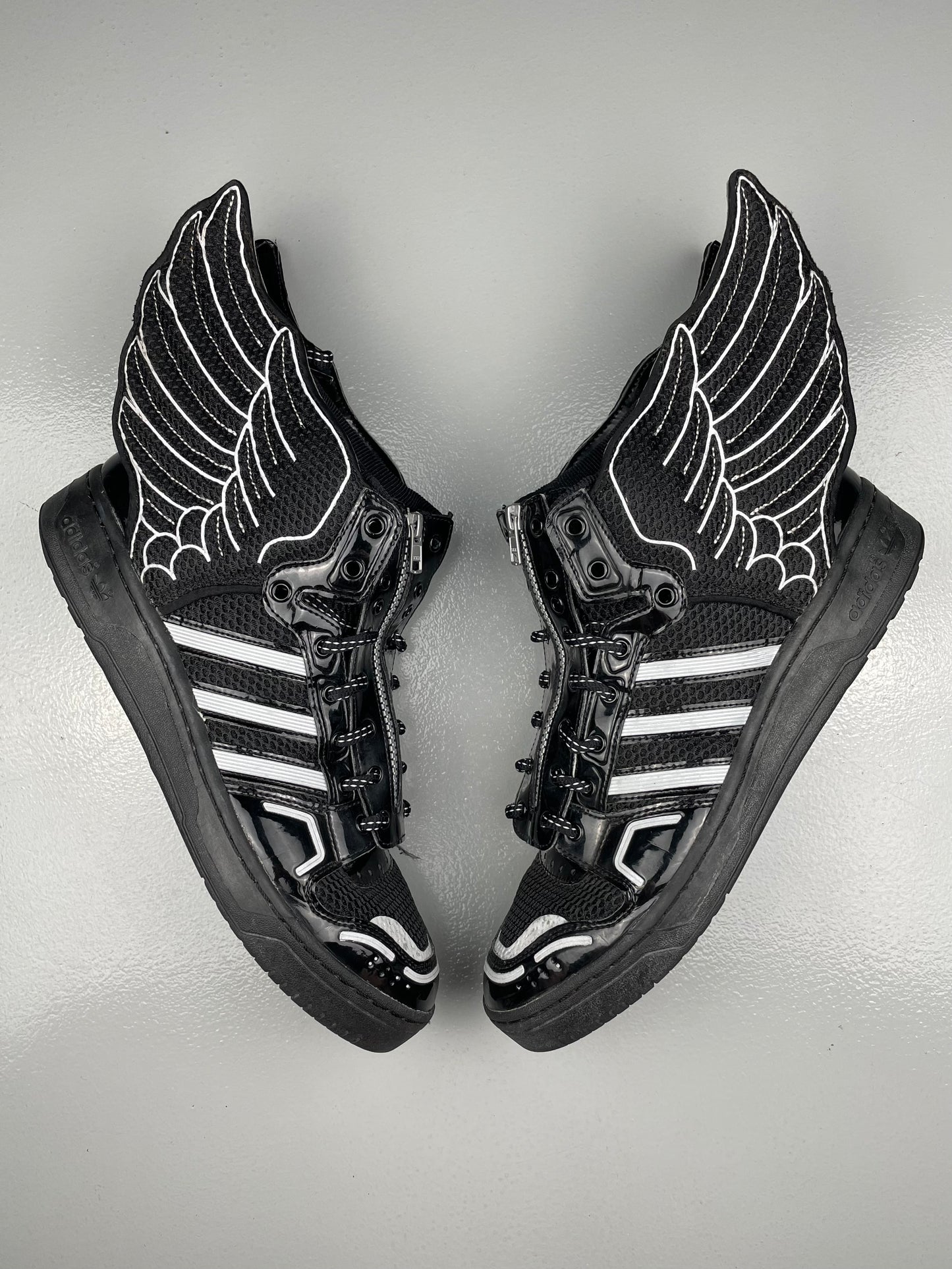 adidas Originals by Jeremy Scott 2015 JS Wings 2.0 Mesh (black) - size 46 2/3