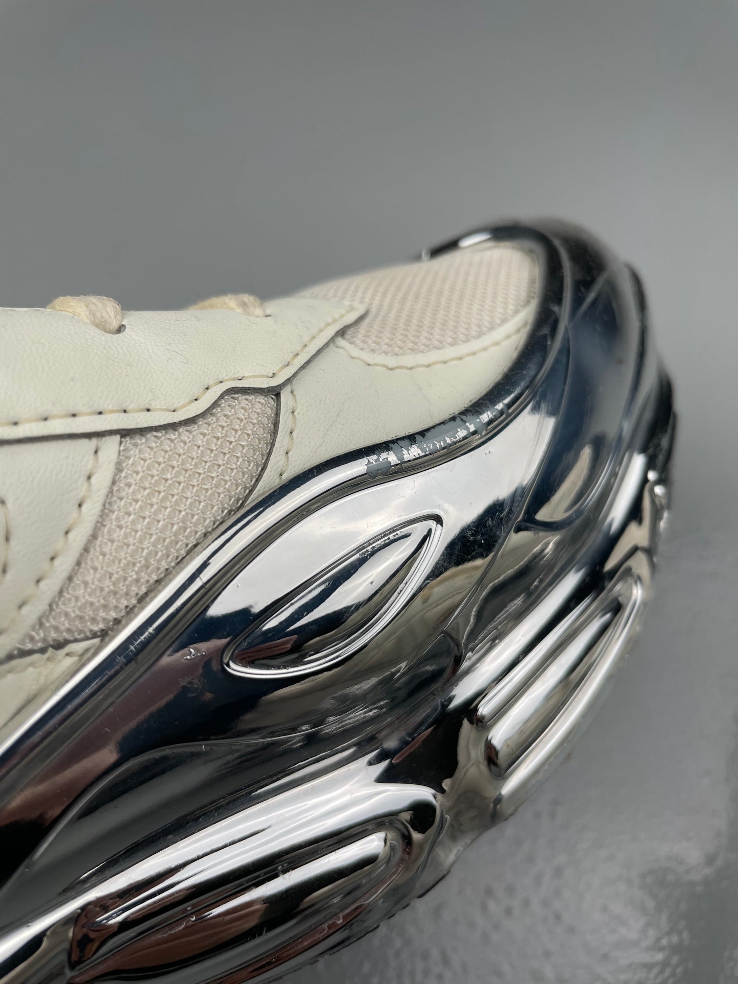 Adidas X Raf Simons S/S 2019 RS Ozweego (Metallic) - size 44 2/3