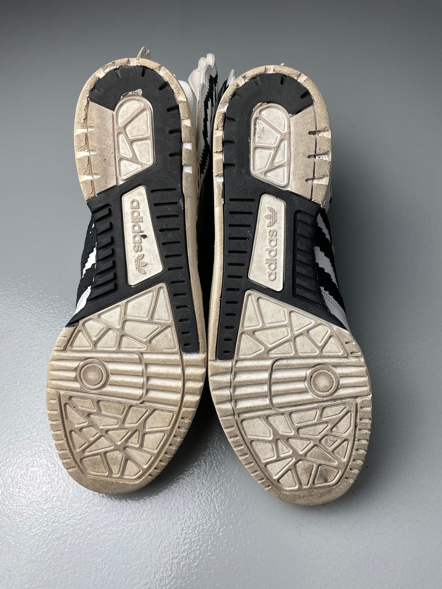 adidas Originals by Jeremy Scott A/W 2013 JS Wings 2.0 Pixel - size 42