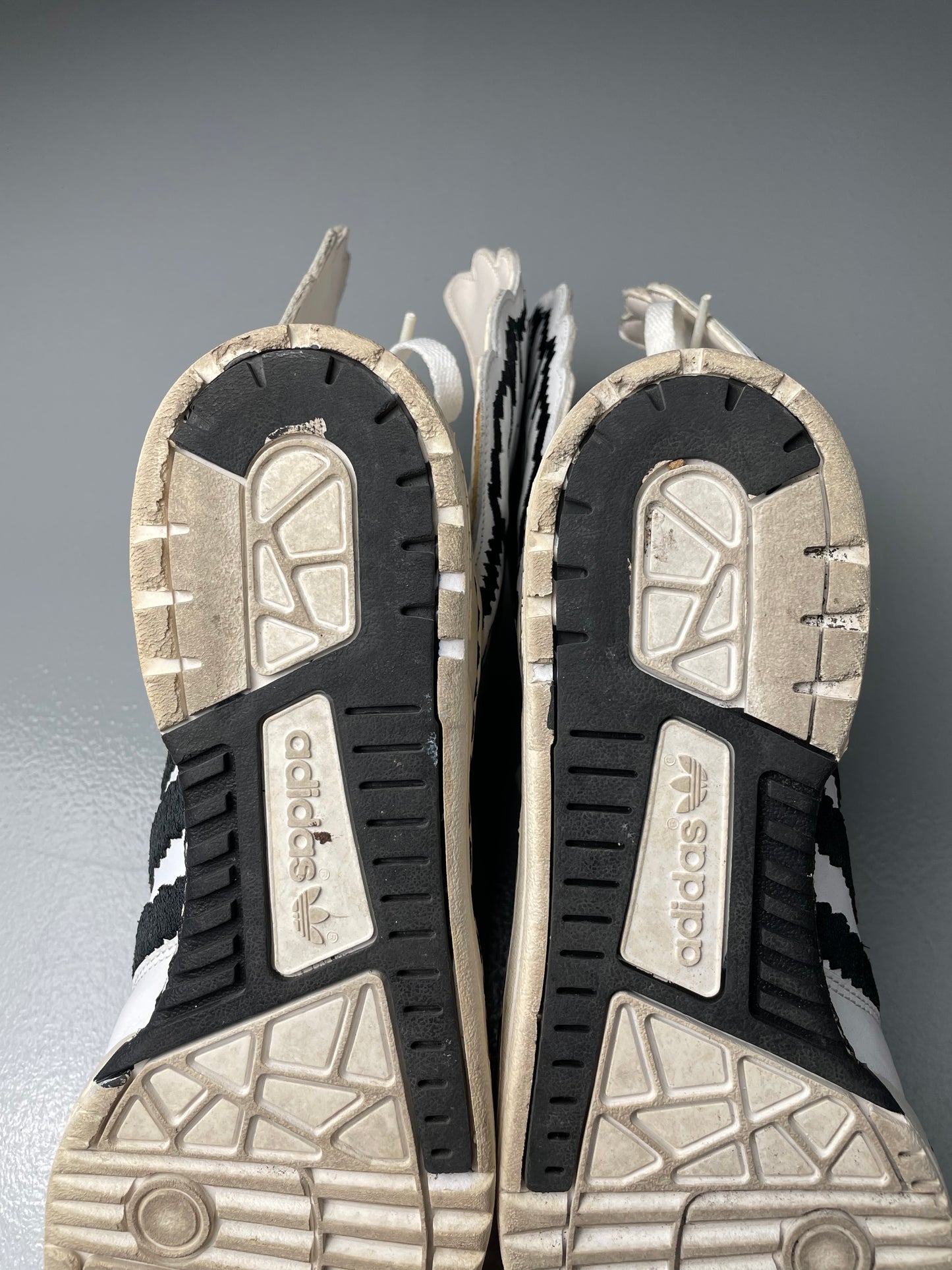 adidas Originals by Jeremy Scott A/W 2013 JS Wings 2.0 Pixel - size 42