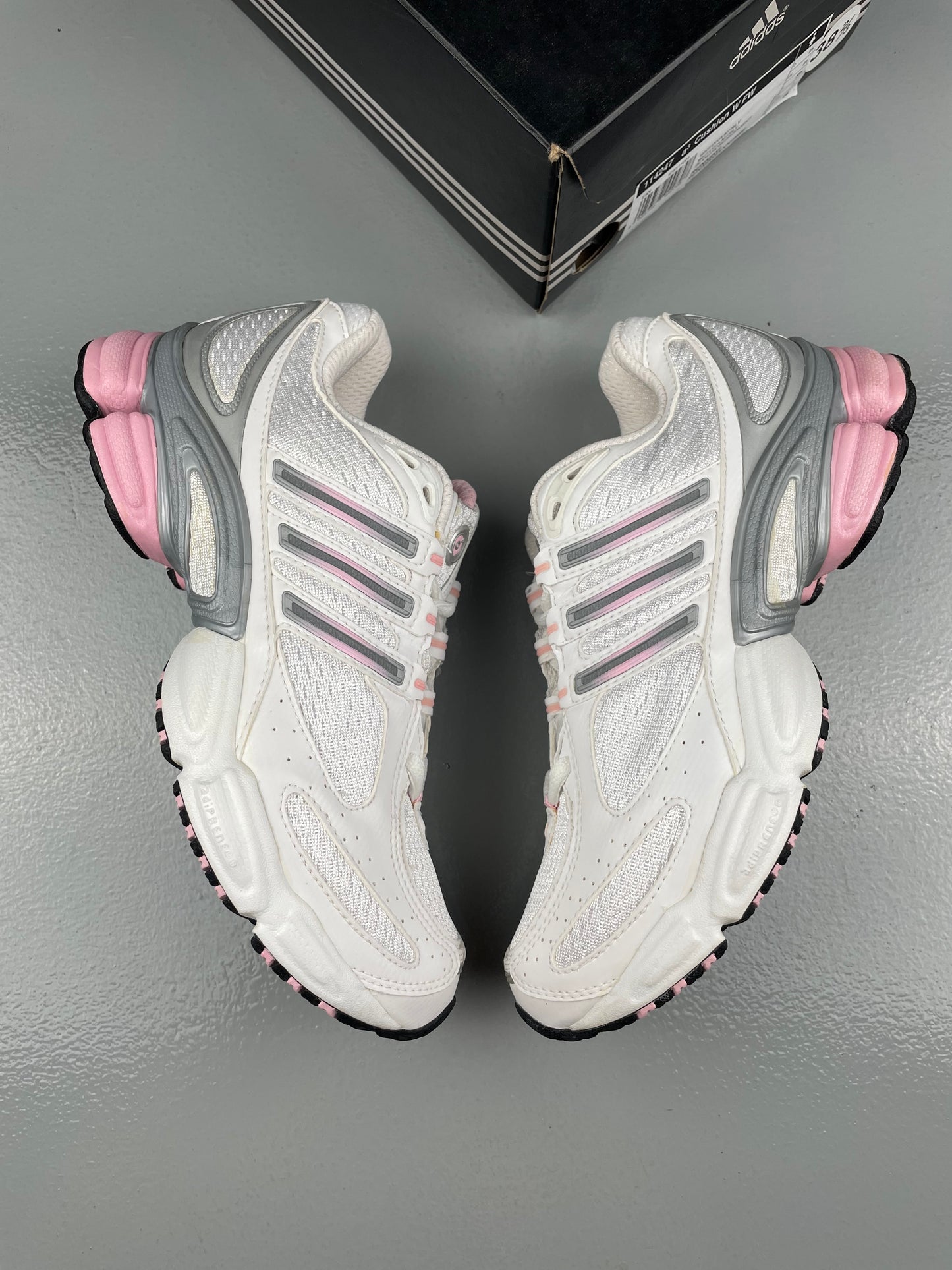 deadstock 2005 adidas a3 Cushion (white/pink) - size 38 2/3