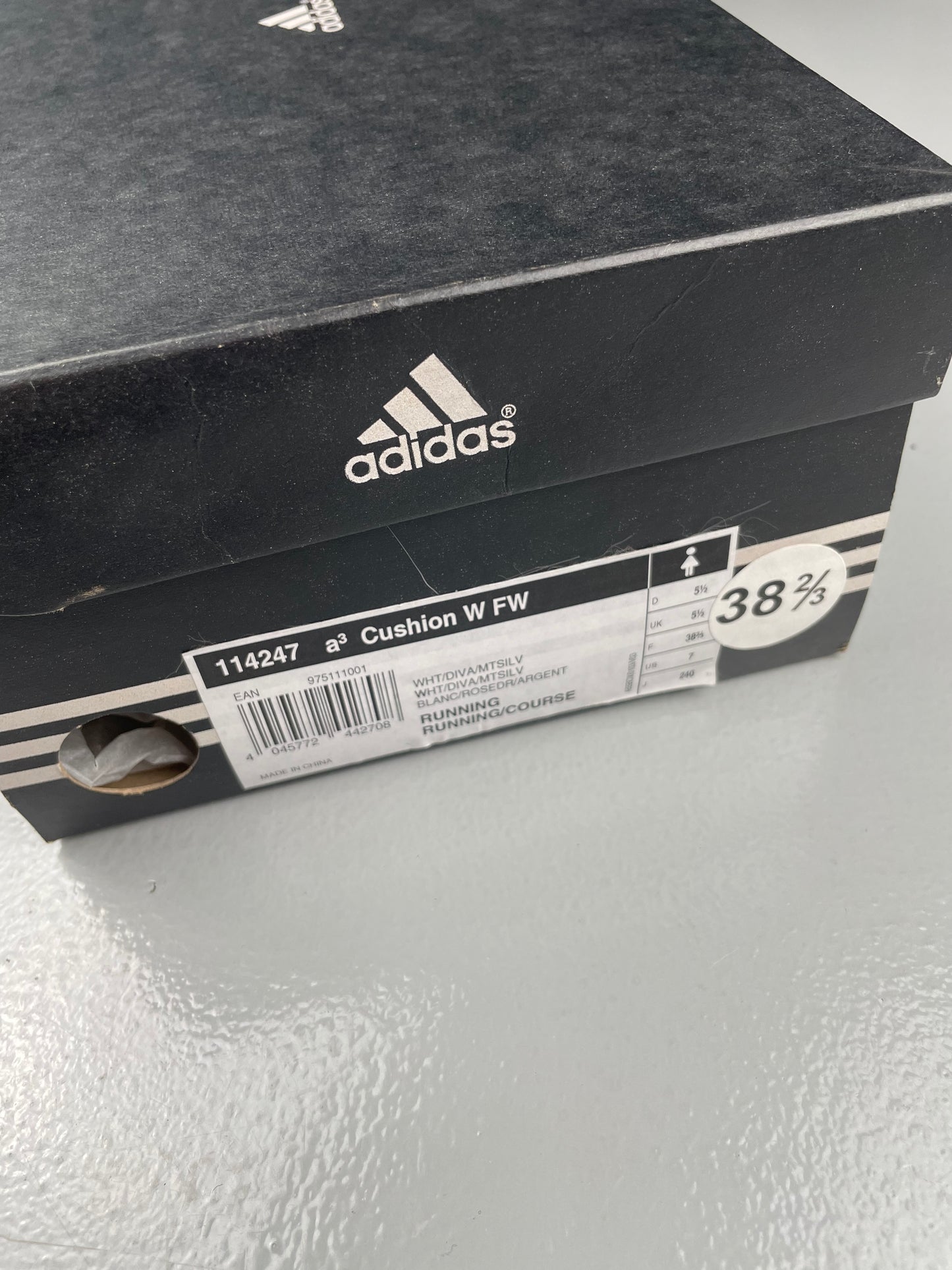 deadstock 2005 adidas a3 Cushion (white/pink) - size 38 2/3